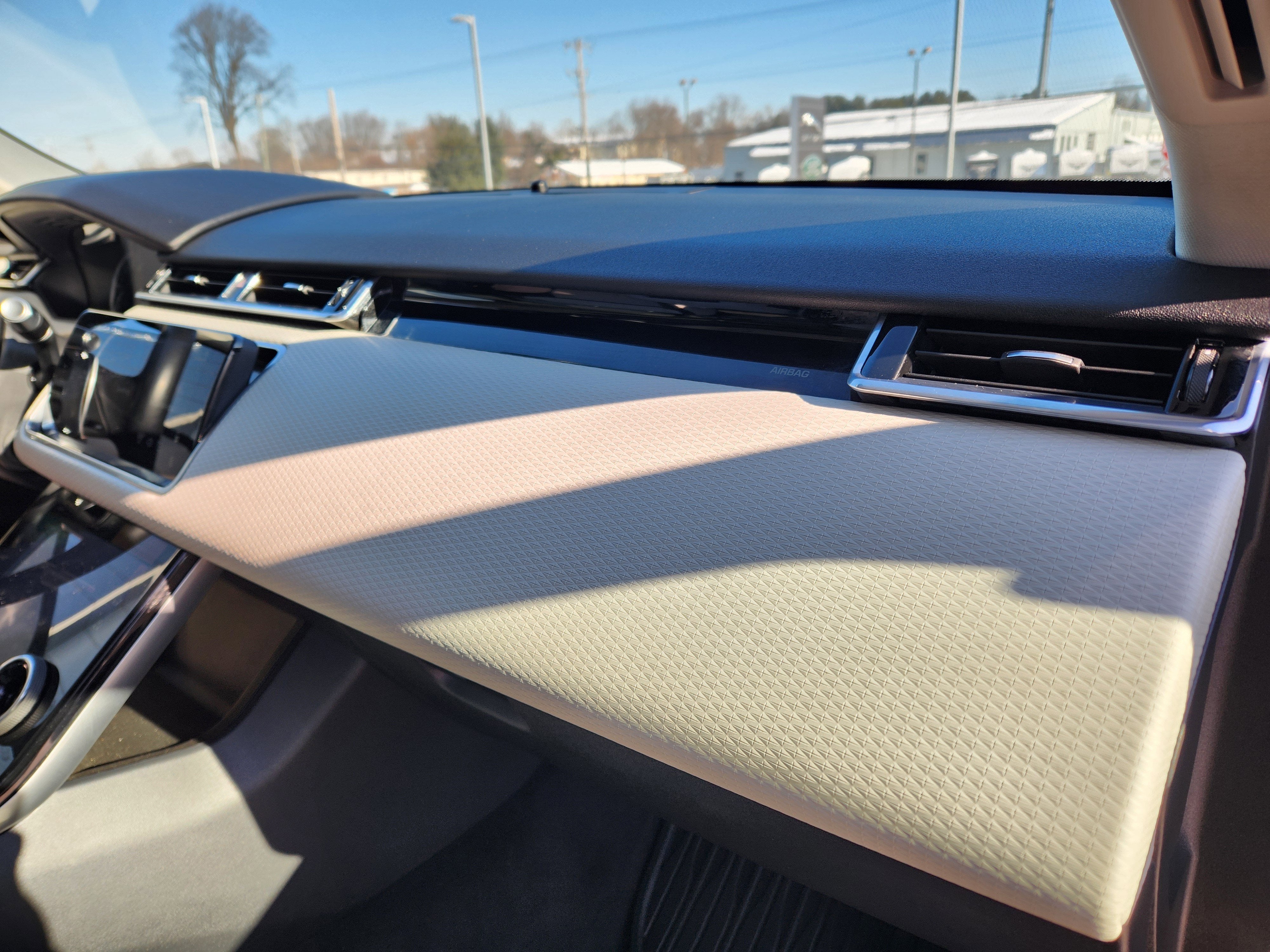 2022 Land Rover Range Rover Velar P250 R-Dynamic S