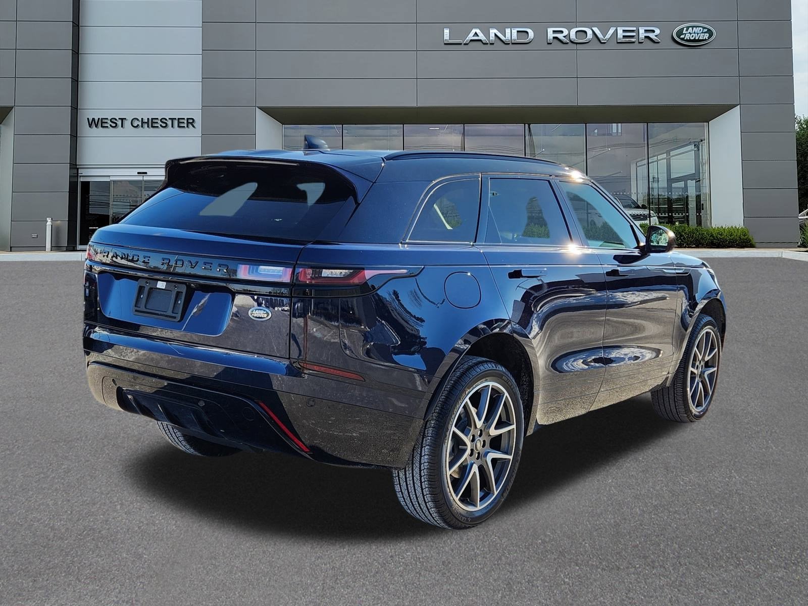 2022 Land Rover Range Rover Velar P250 R-Dynamic S