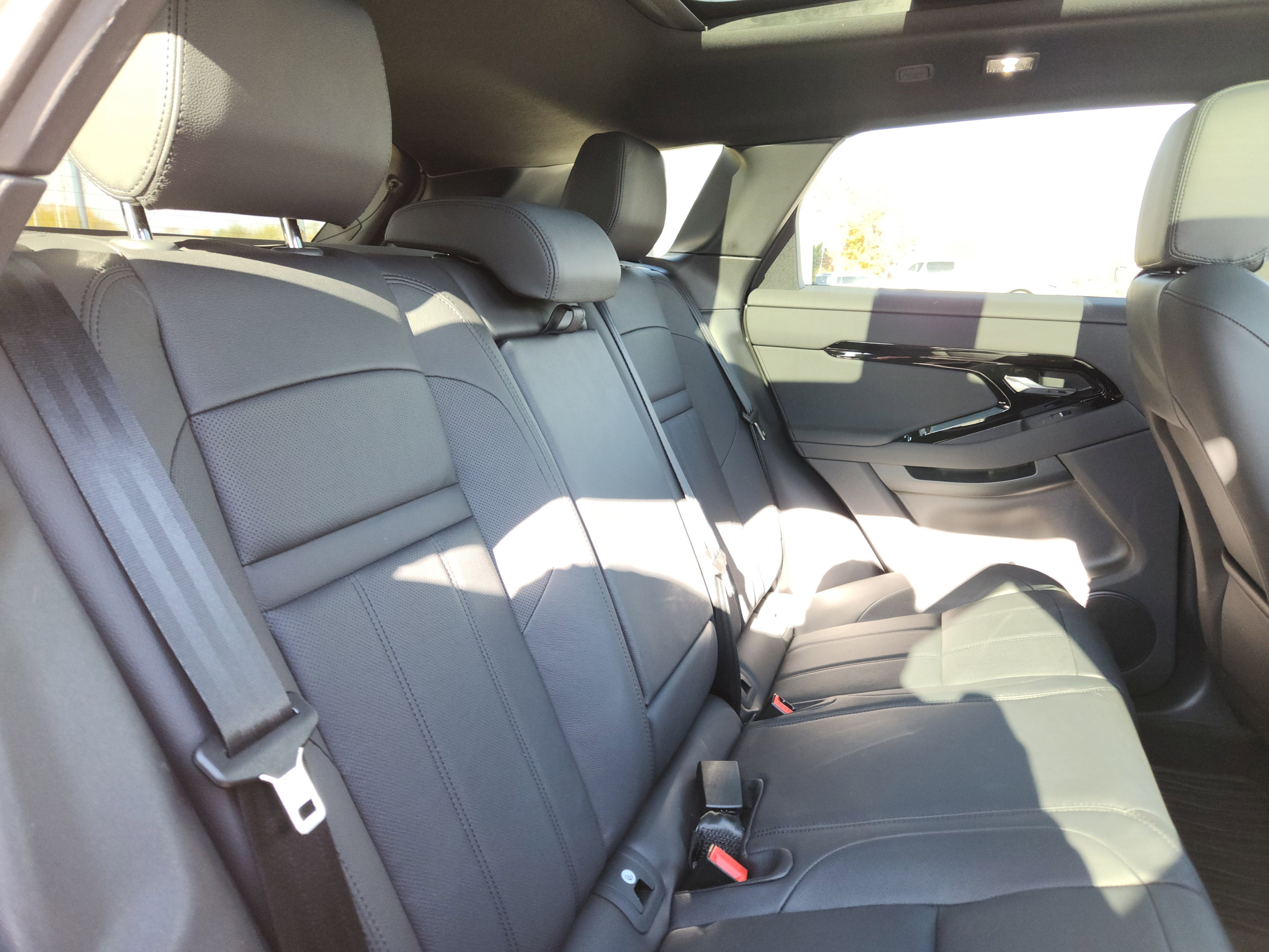 2026 Land Rover Range Rover Evoque S