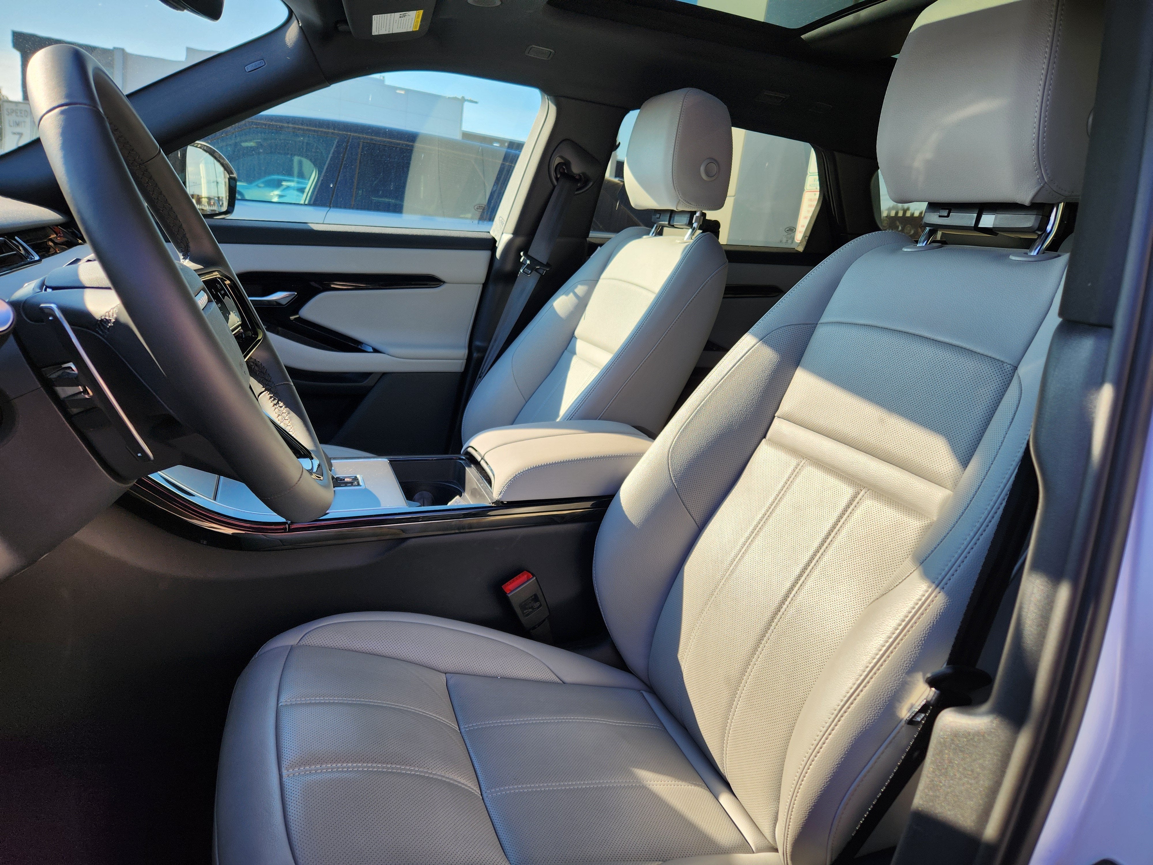 2026 Land Rover Range Rover Evoque S