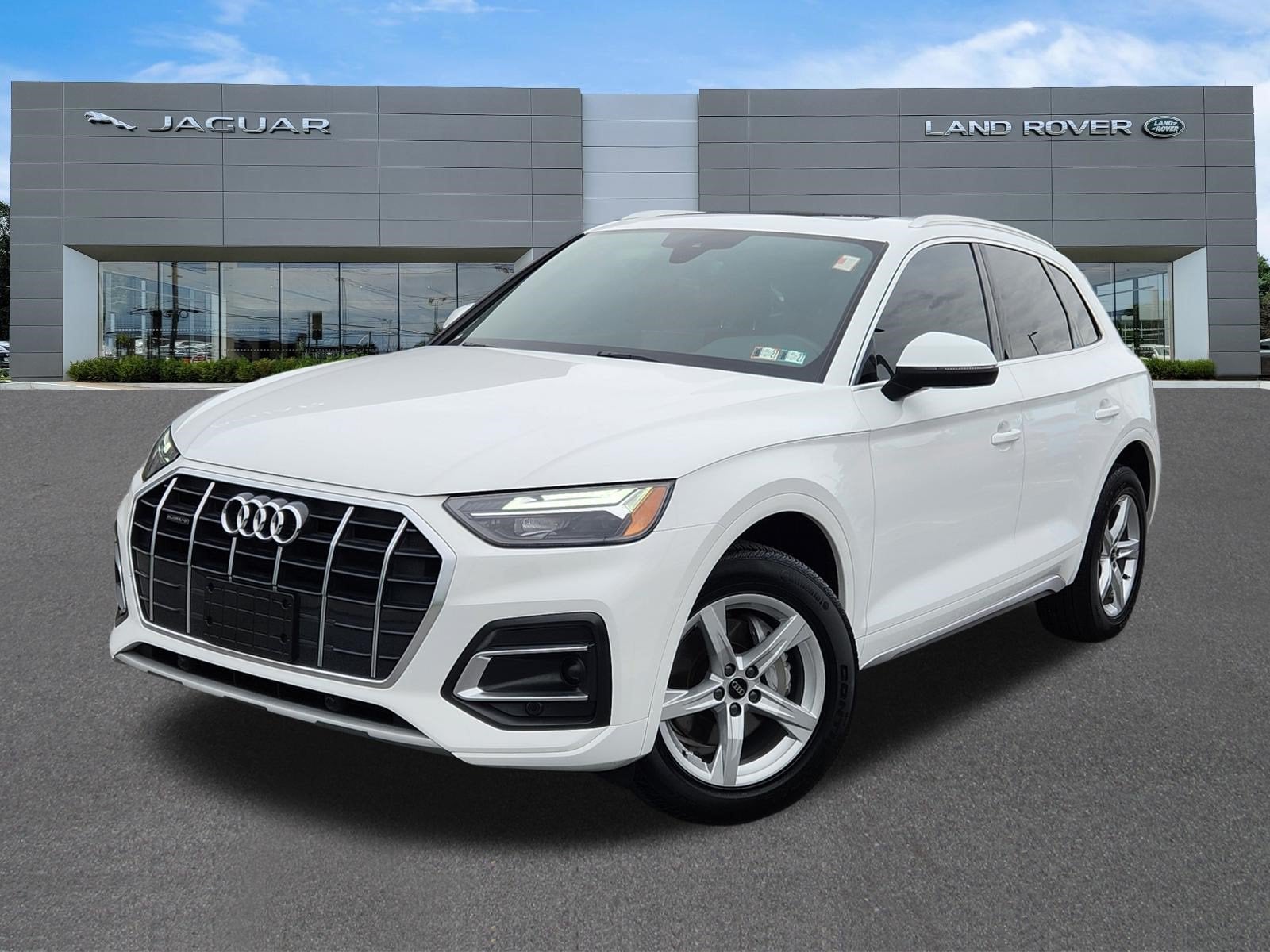 2023 Audi Q5 40 Premium