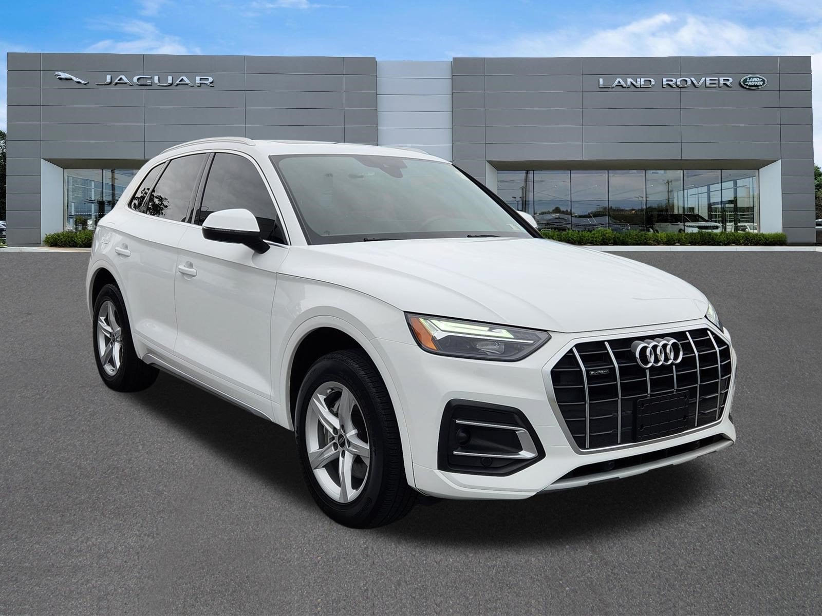 2023 Audi Q5 40 Premium