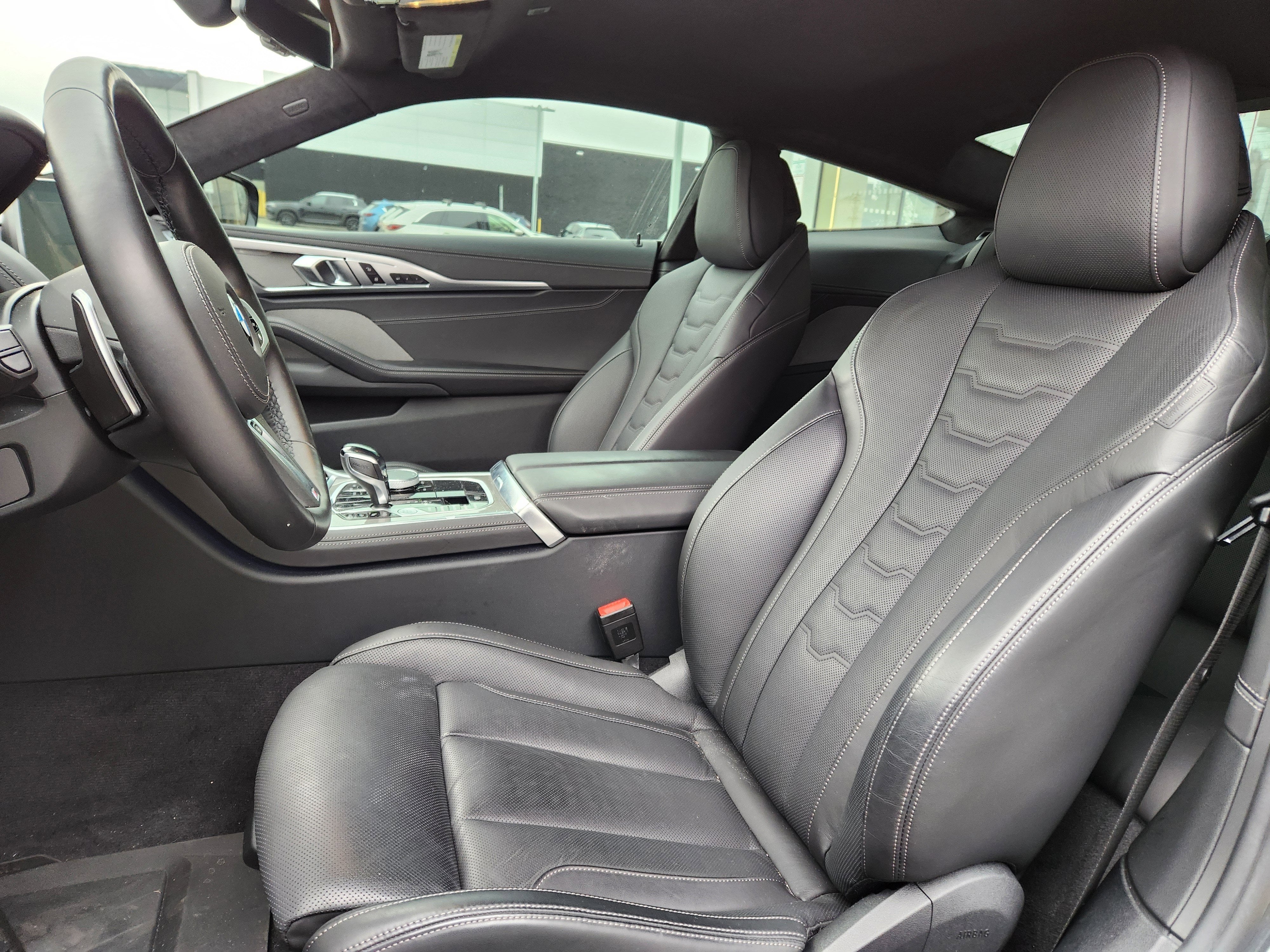 2022 BMW 8 Series 840i