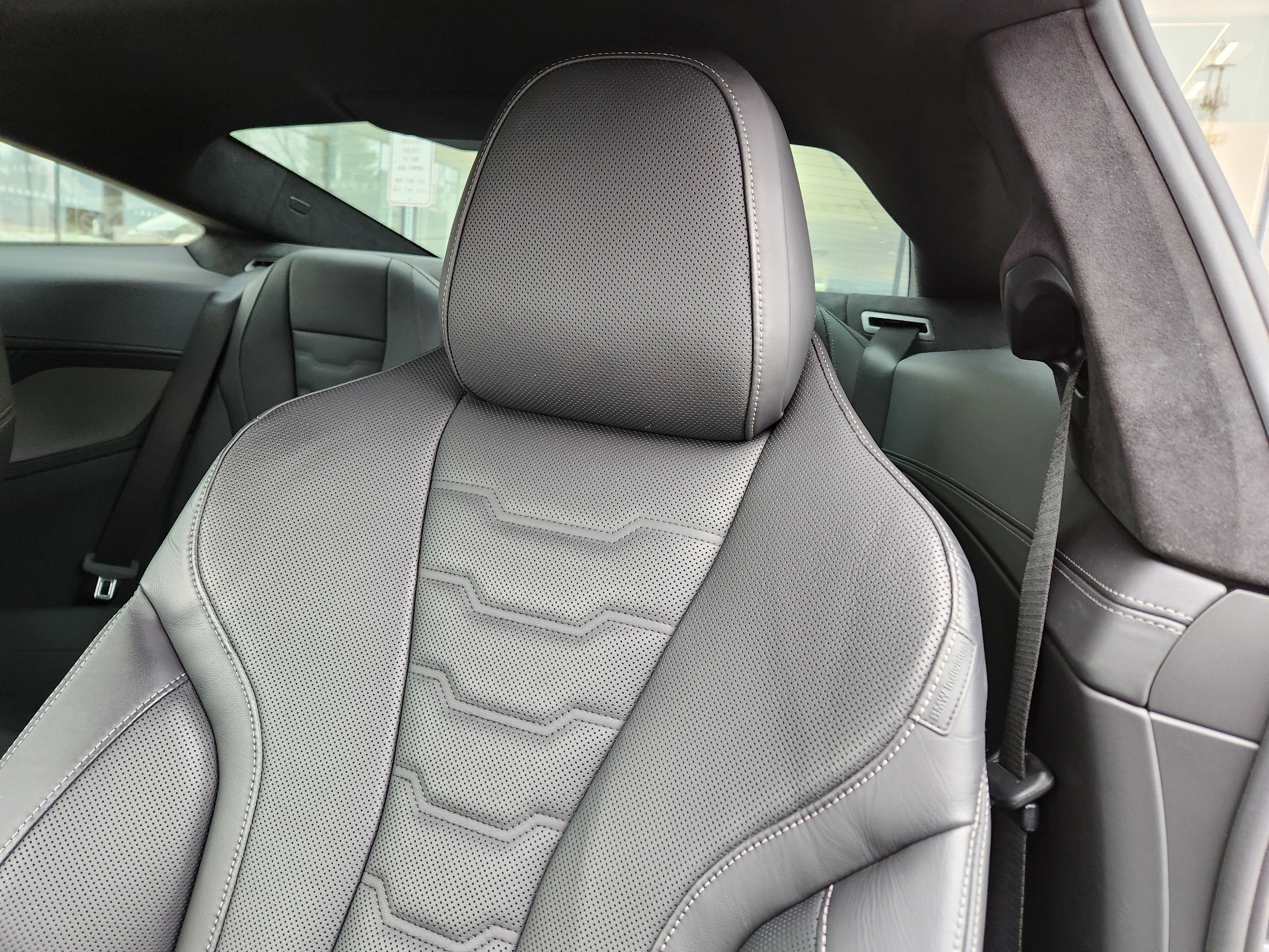 2022 BMW 8 Series 840i