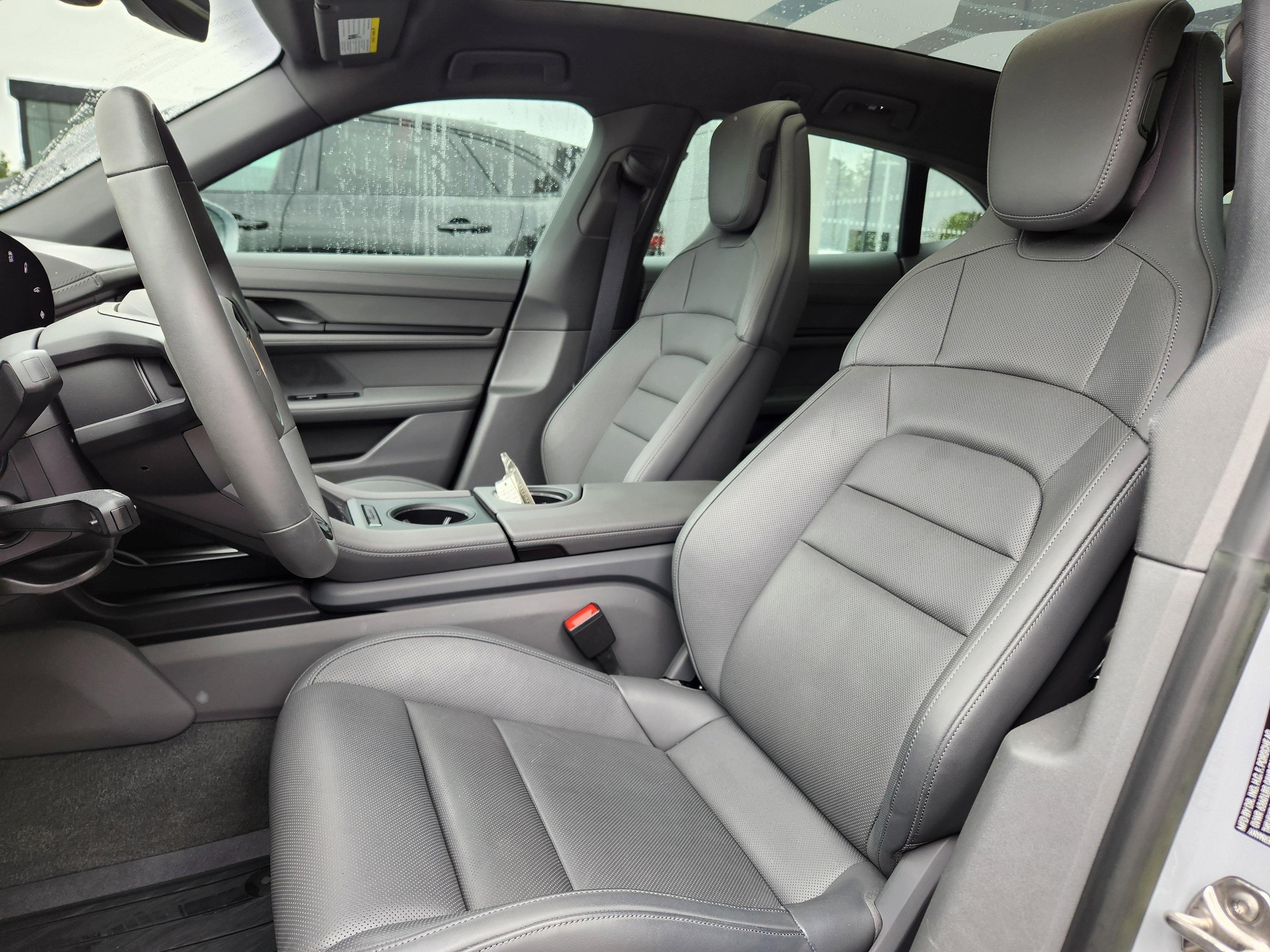 2023 Porsche Taycan Cross Turismo 4S