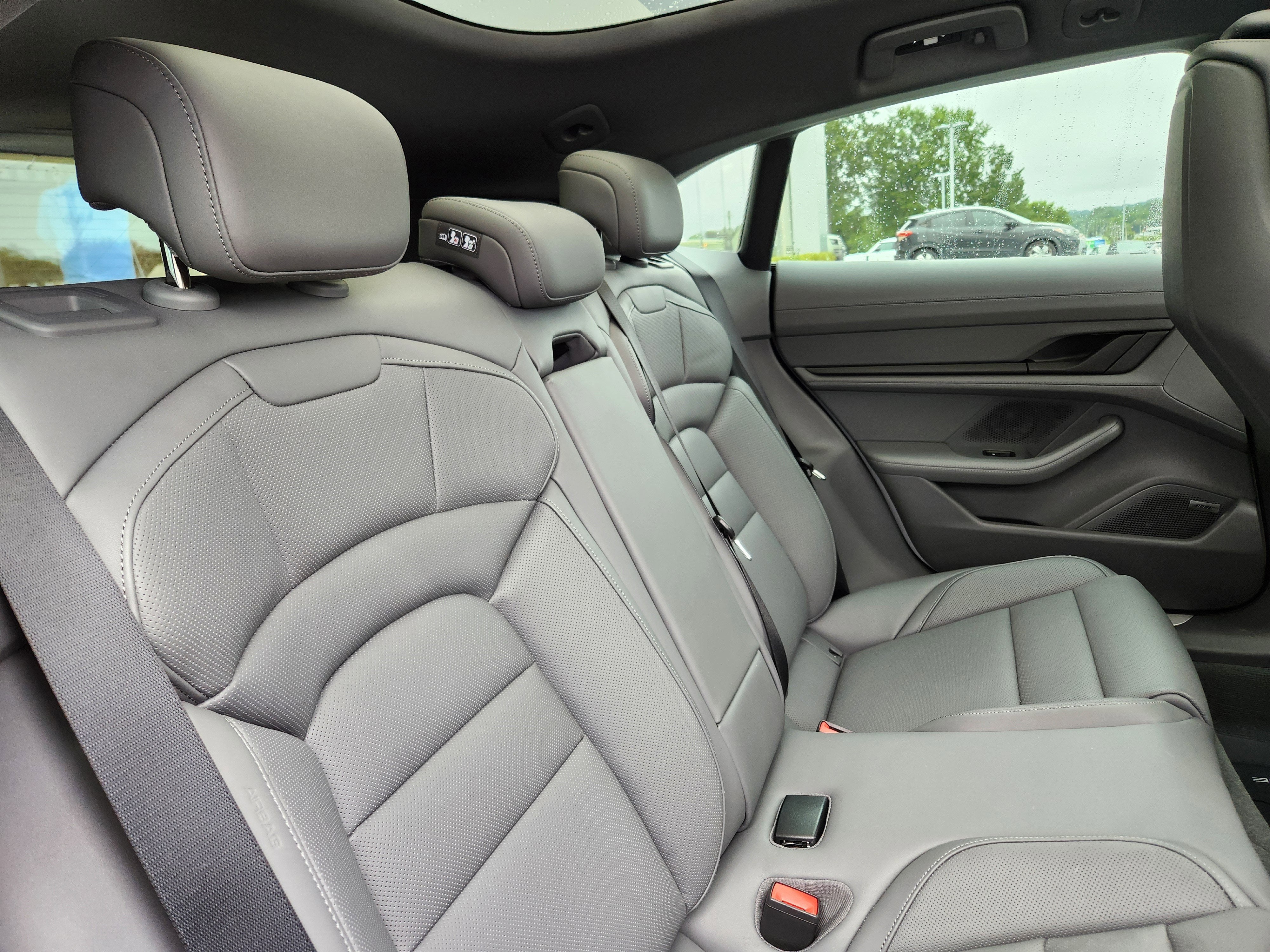 2023 Porsche Taycan Cross Turismo 4S