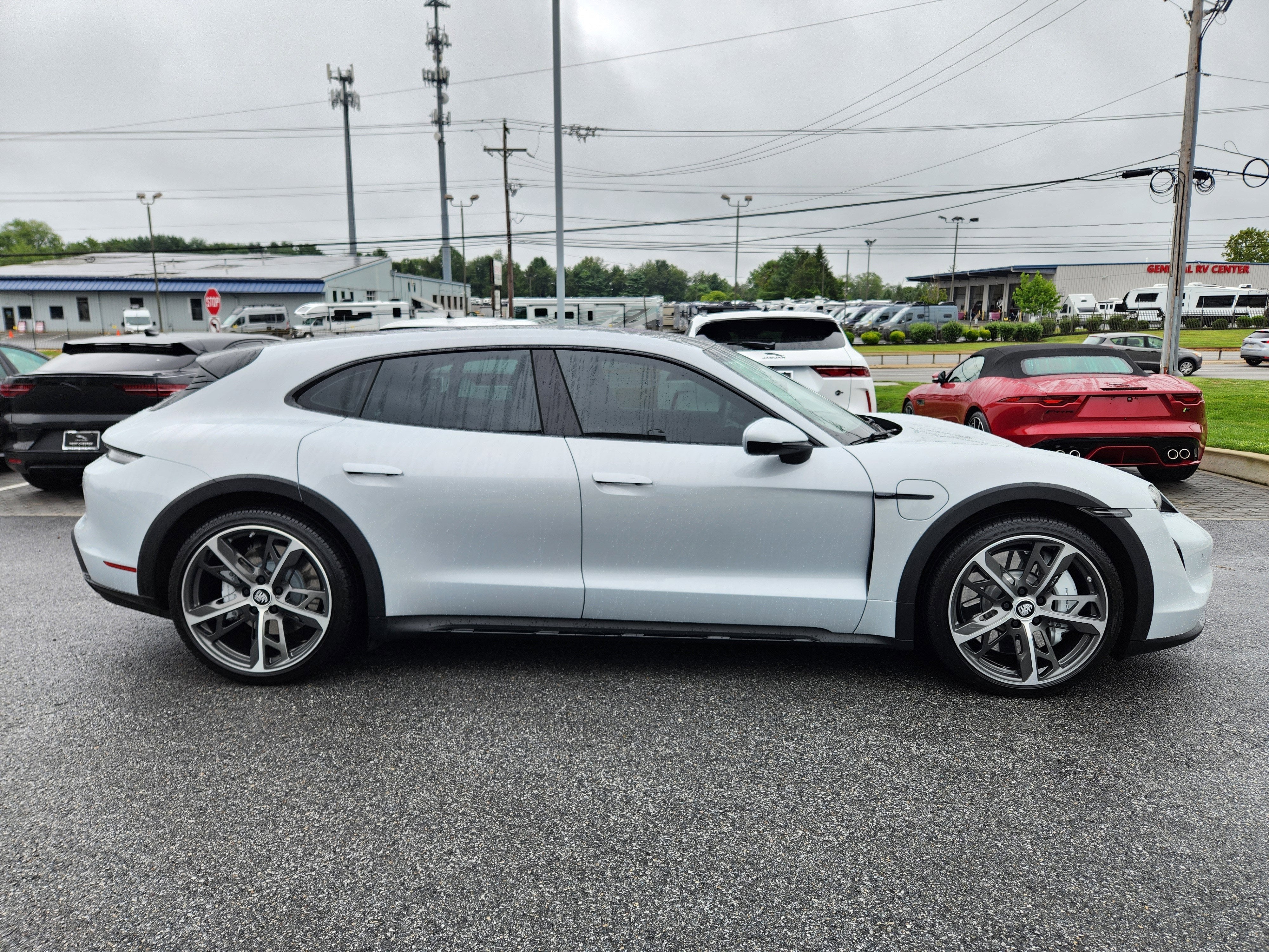 2023 Porsche Taycan Cross Turismo 4S