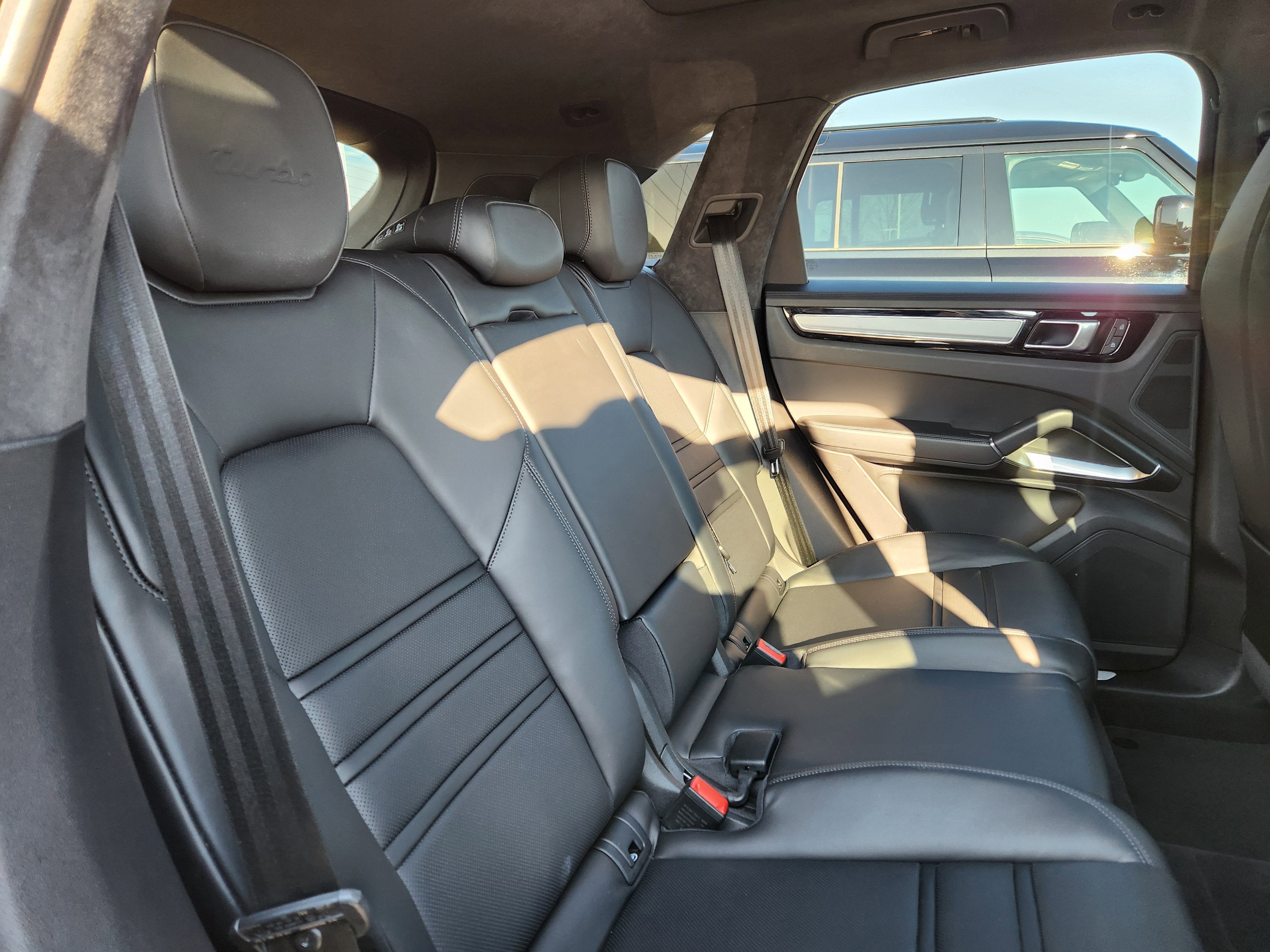 2023 Porsche Cayenne Turbo