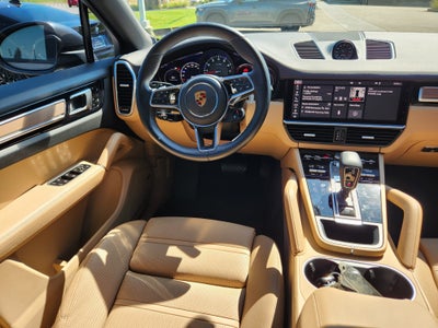 2021 Porsche Cayenne Coupe Base