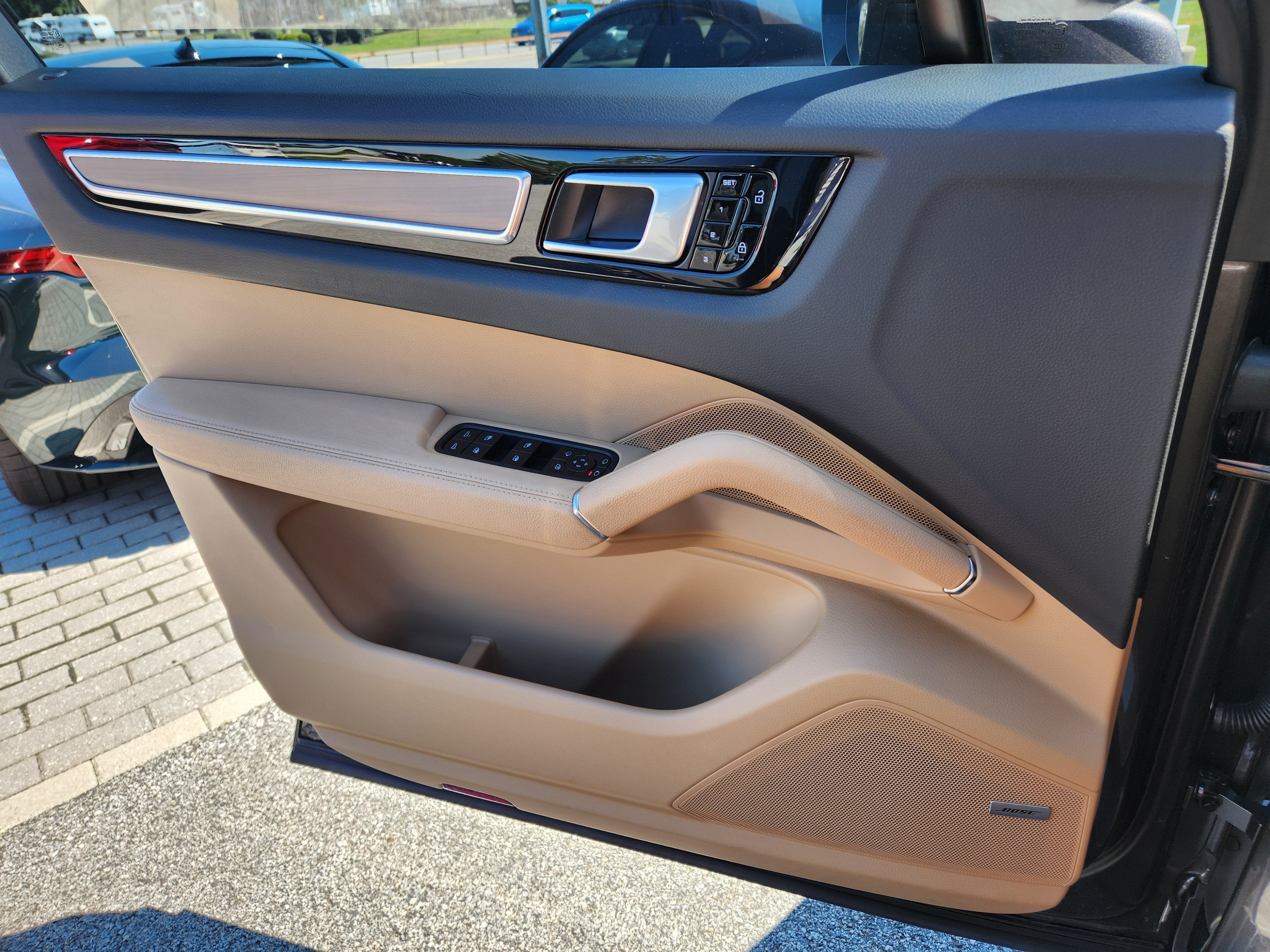 2021 Porsche Cayenne Coupe Base