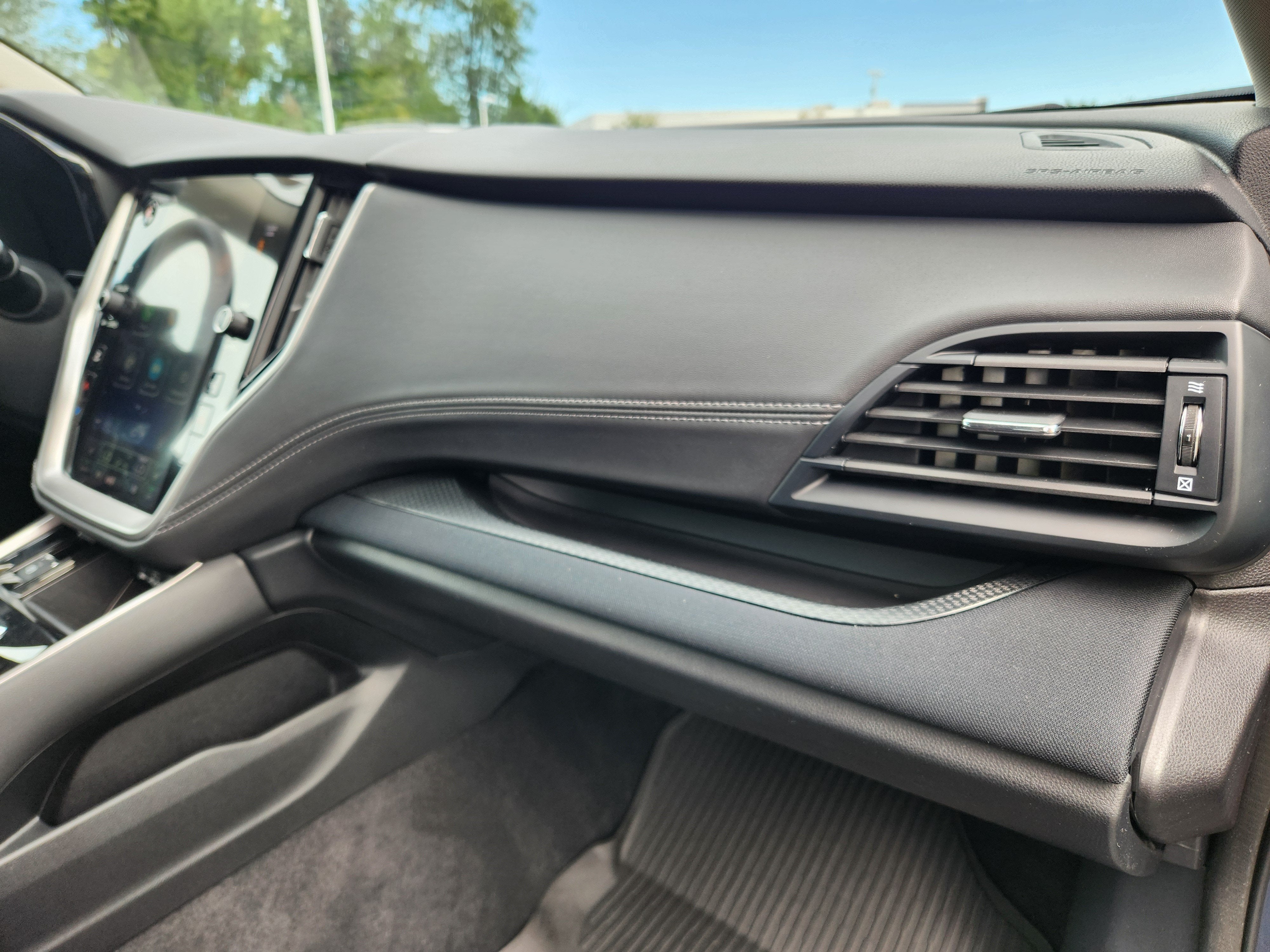 2024 Subaru Legacy Premium Blind Spot Detection w/ Rear Cross Traffic Alert +