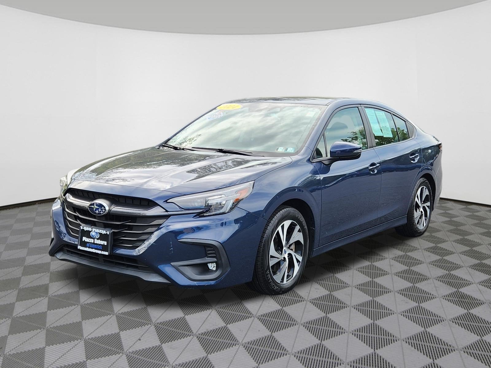 2024 Subaru Legacy Premium Blind Spot Detection w/ Rear Cross Traffic Alert +