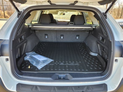 2025 Subaru Outback Premium Blind Spot Detection w/ Rear Cross Traffic Alert+K