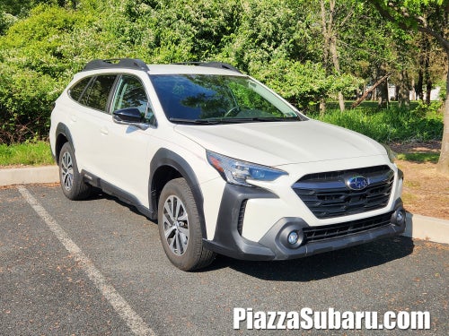 2024 Subaru Outback Premium Blind Spot Detection w/ Rear Cross Traffic Alert +