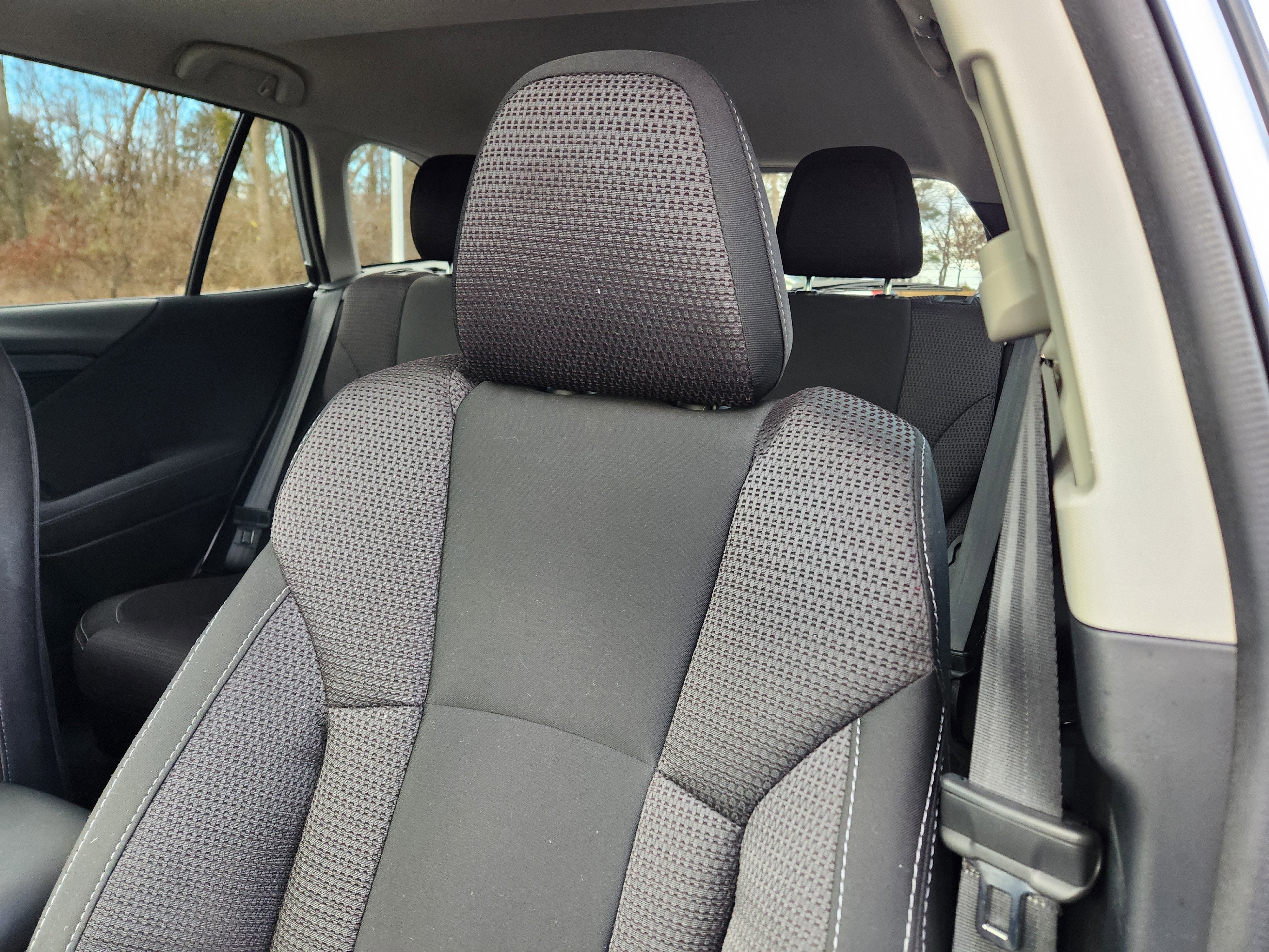 2025 Subaru Outback Premium Blind Spot Detection w/ Rear Cross Traffic Alert +