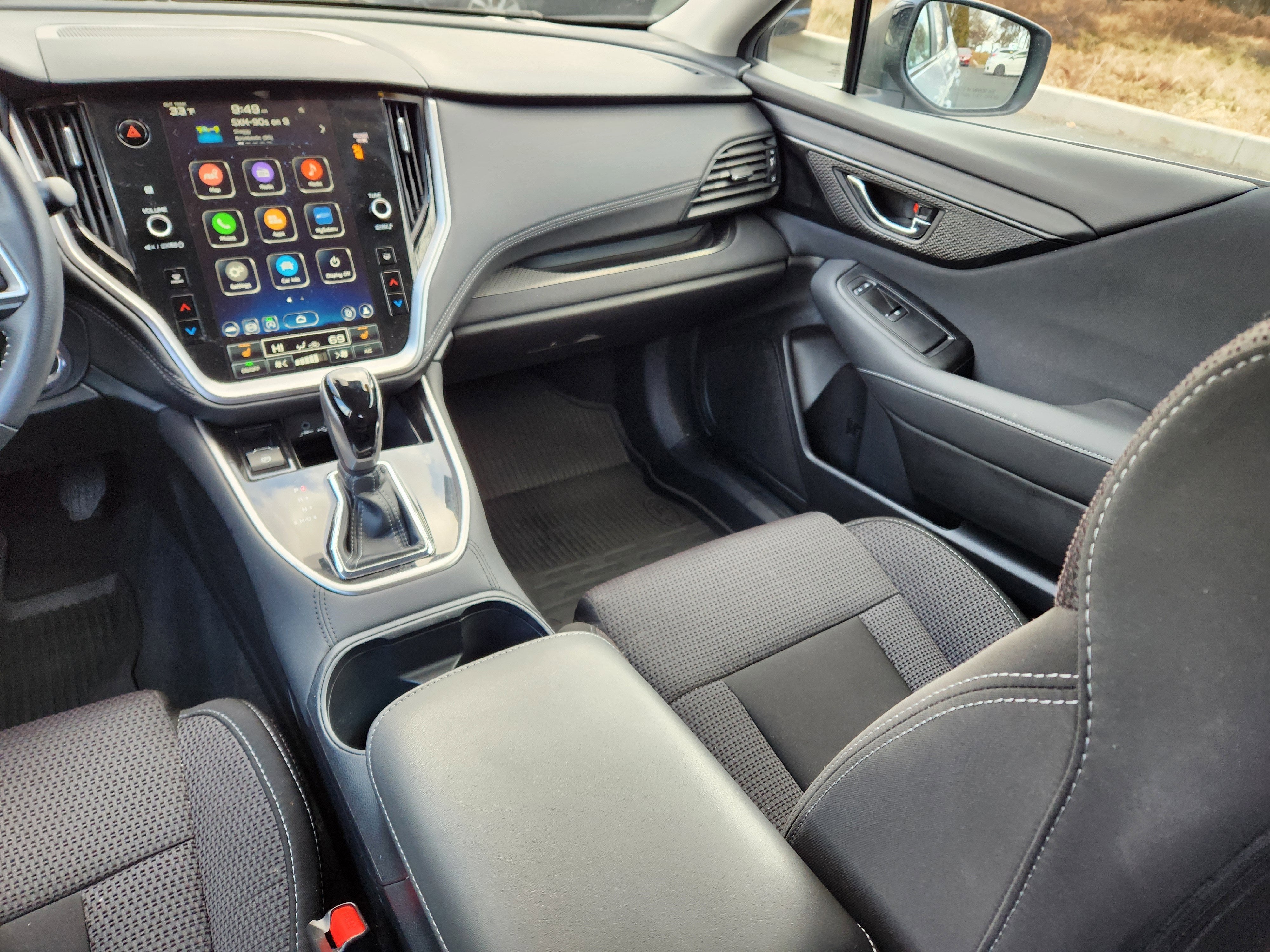 2025 Subaru Outback Premium Blind Spot Detection w/ Rear Cross Traffic Alert +