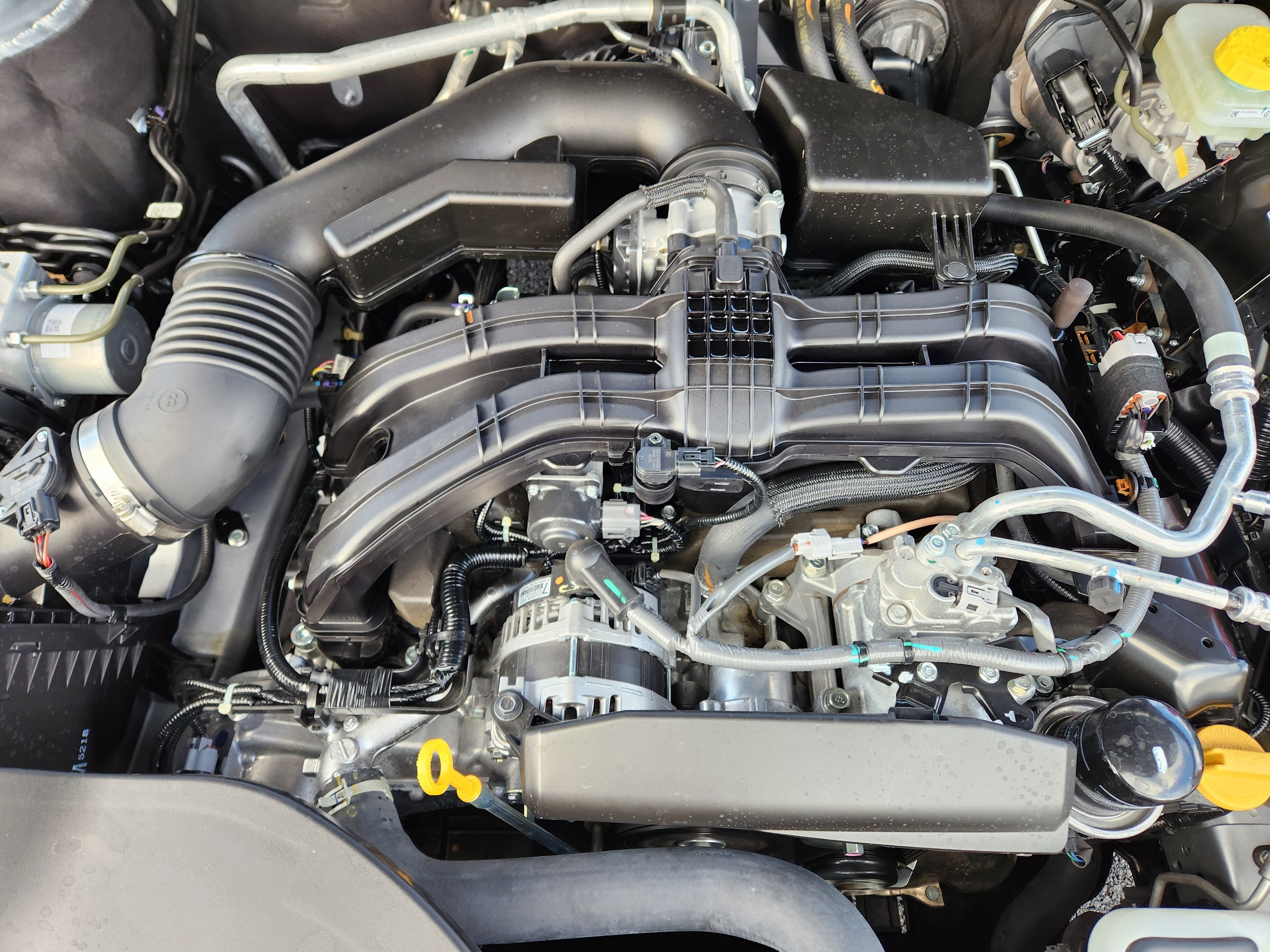 2025 Subaru Outback Premium Blind Spot Detection w/ Rear Cross Traffic Alert +