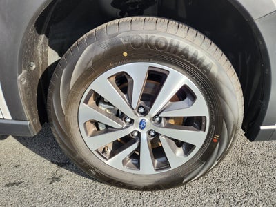 2025 Subaru Outback Premium Blind Spot Detection w/ Rear Cross Traffic Alert +