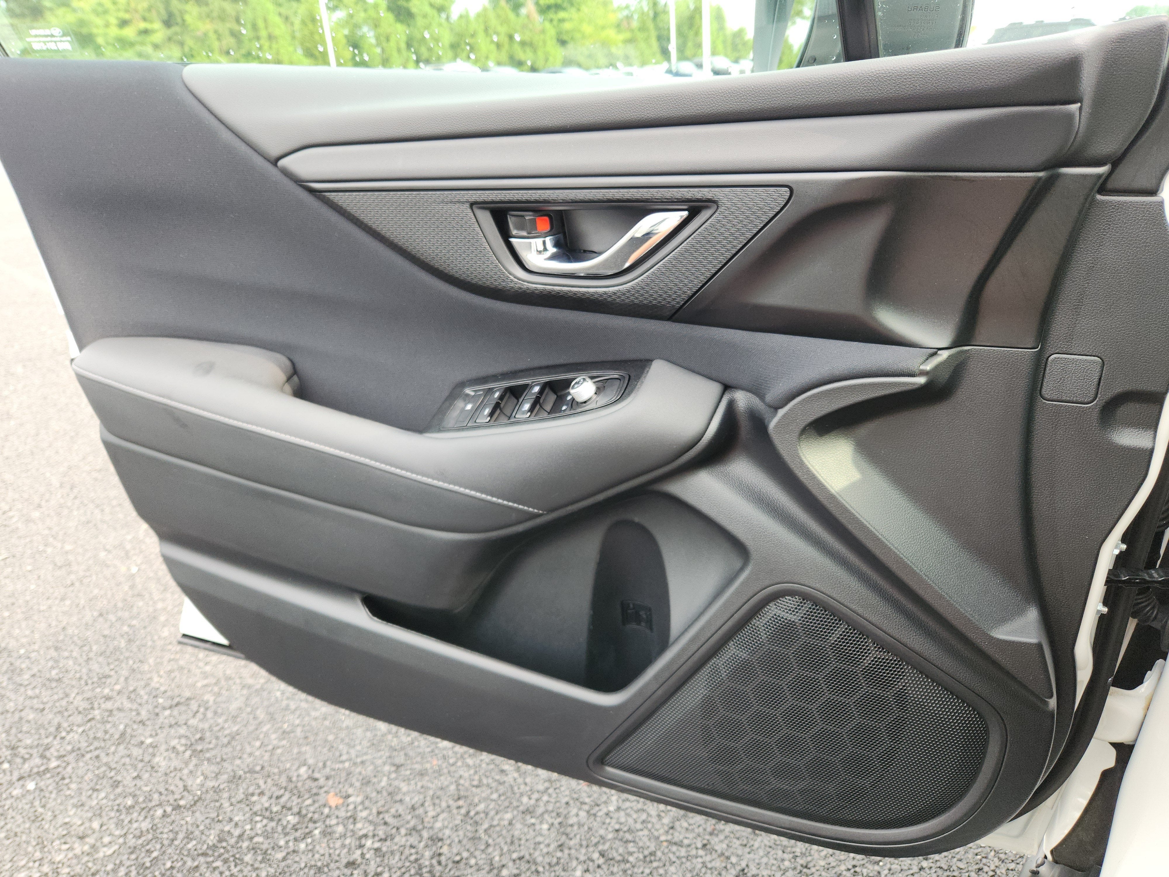 2025 Subaru Outback Premium Blind Spot Detection w/ Rear Cross Traffic Alert +