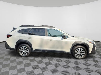 2025 Subaru Outback Premium Blind Spot Detection w/ Rear Cross Traffic Alert +