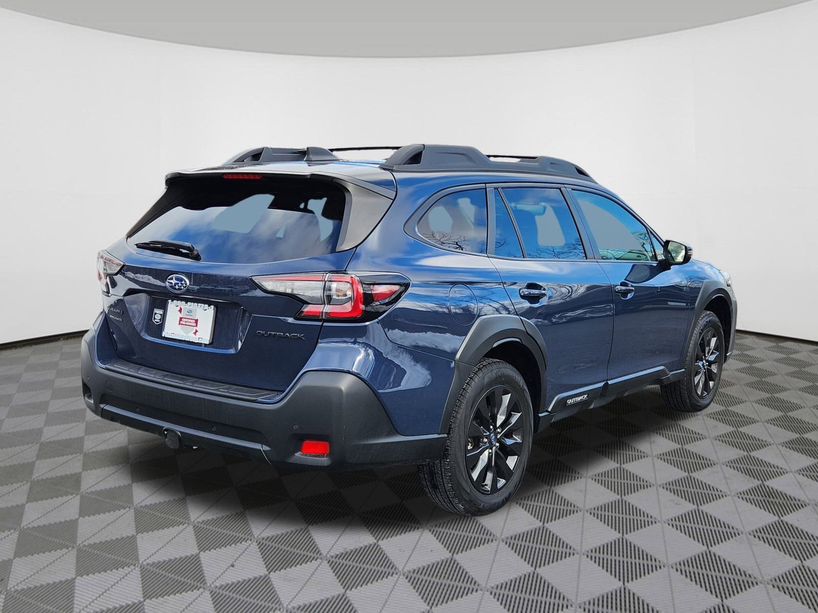 2023 Subaru Outback Onyx Edition Power Moonroof + 11.6 inch Multimedia Navigation S
