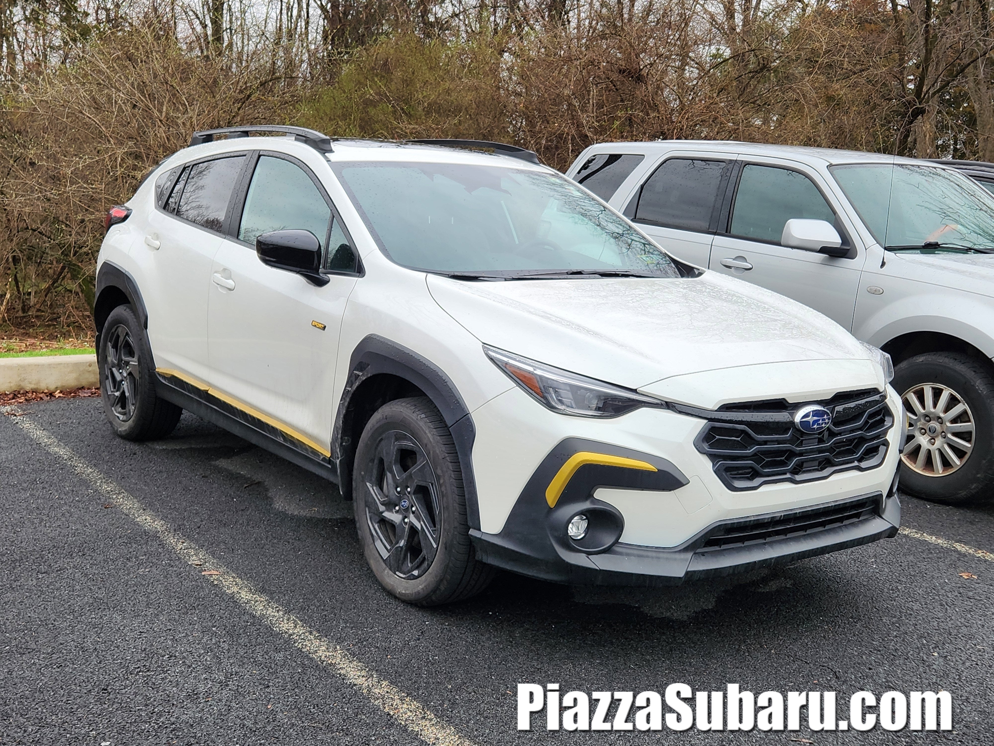 2024 Subaru Crosstrek Sport Blind Spot Detection w/ Rear Cross Traffic Alert +