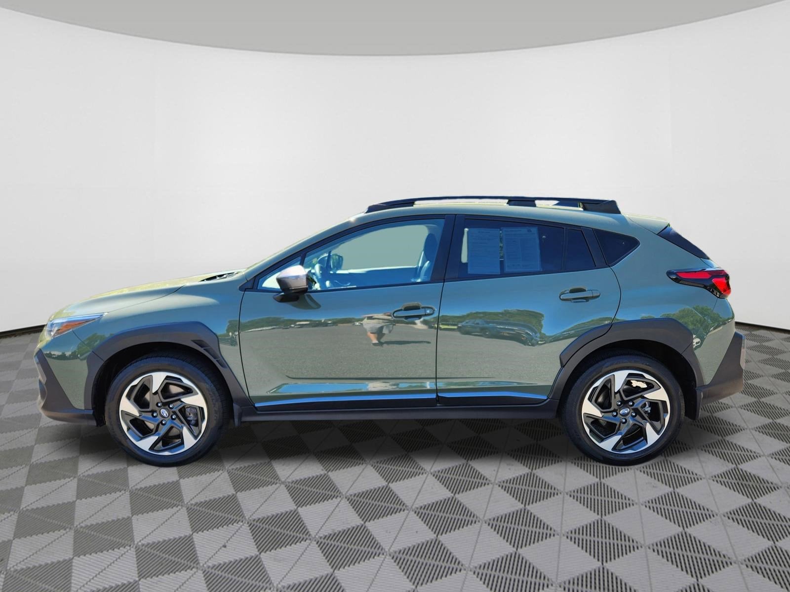 2024 Subaru Crosstrek Limited H/K Audio + Power Moonroof