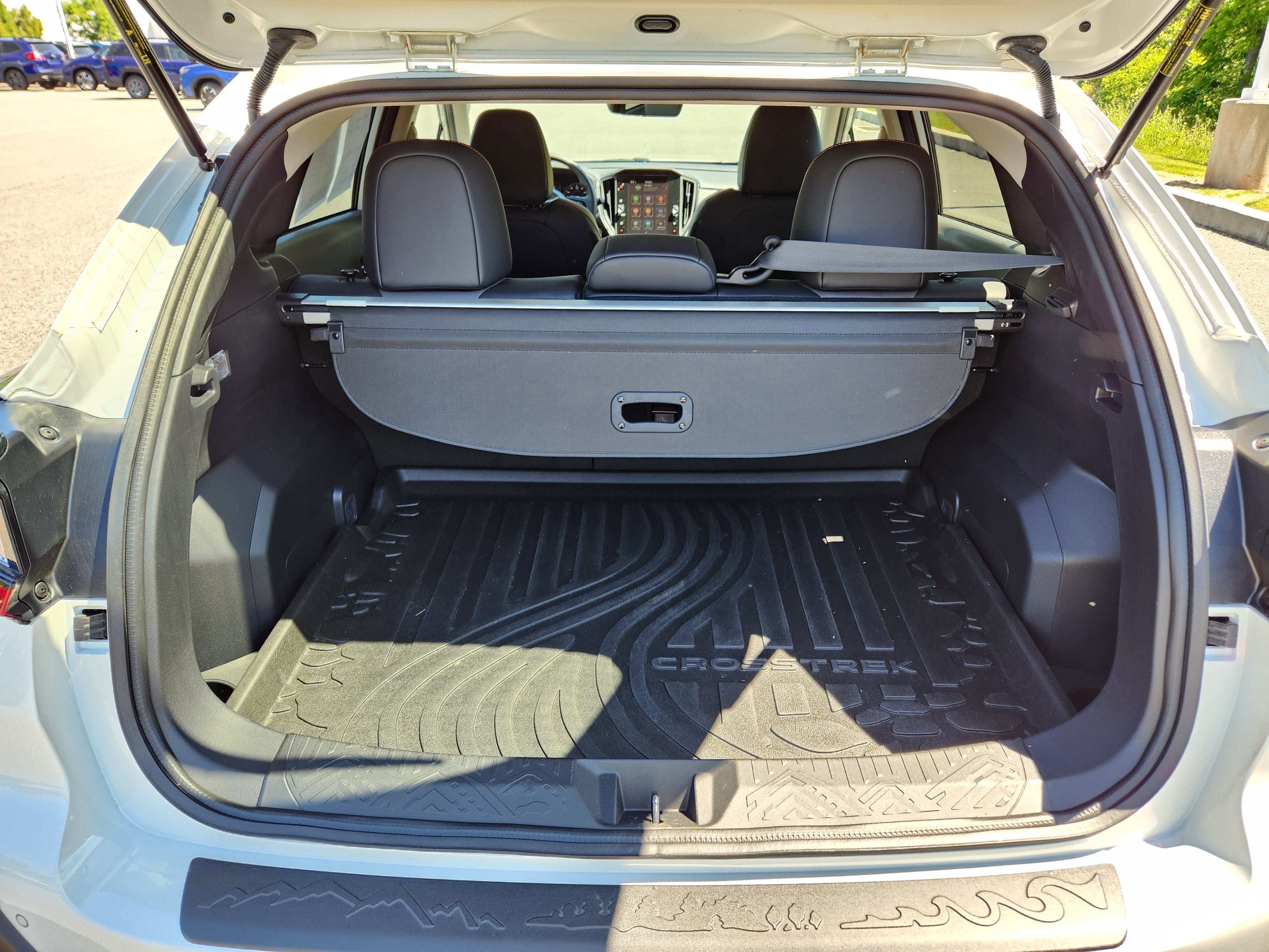 2024 Subaru Crosstrek Limited H/K Audio + Power Moonroof + Navigation
