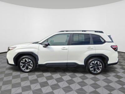 2026 Subaru Forester Premium Power Rear Gate + Blind Spot Detection / Rear Cros