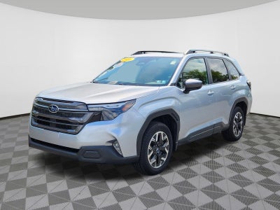 2026 Subaru Forester Premium Power Rear Gate + Blind Spot Detection / Rear Cros
