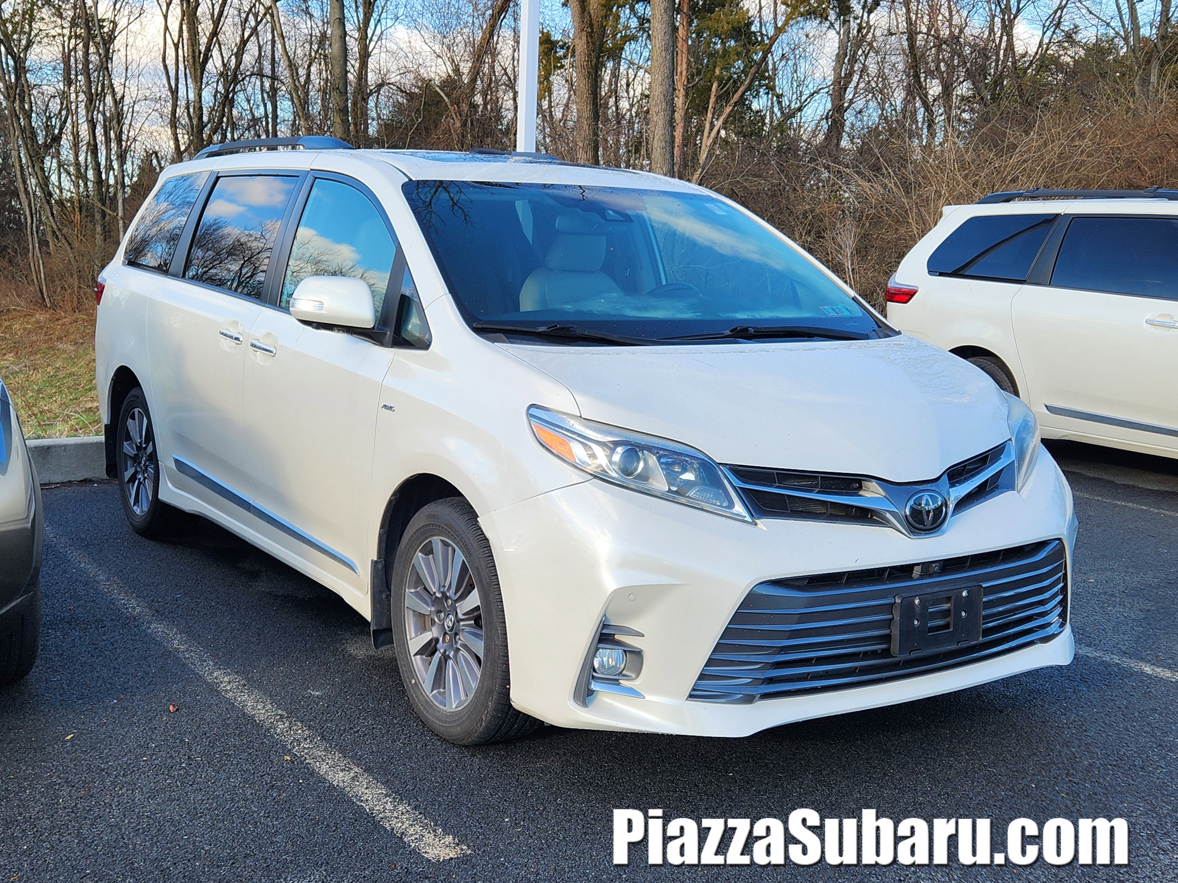2020 Toyota Sienna Limited 7 Passenger