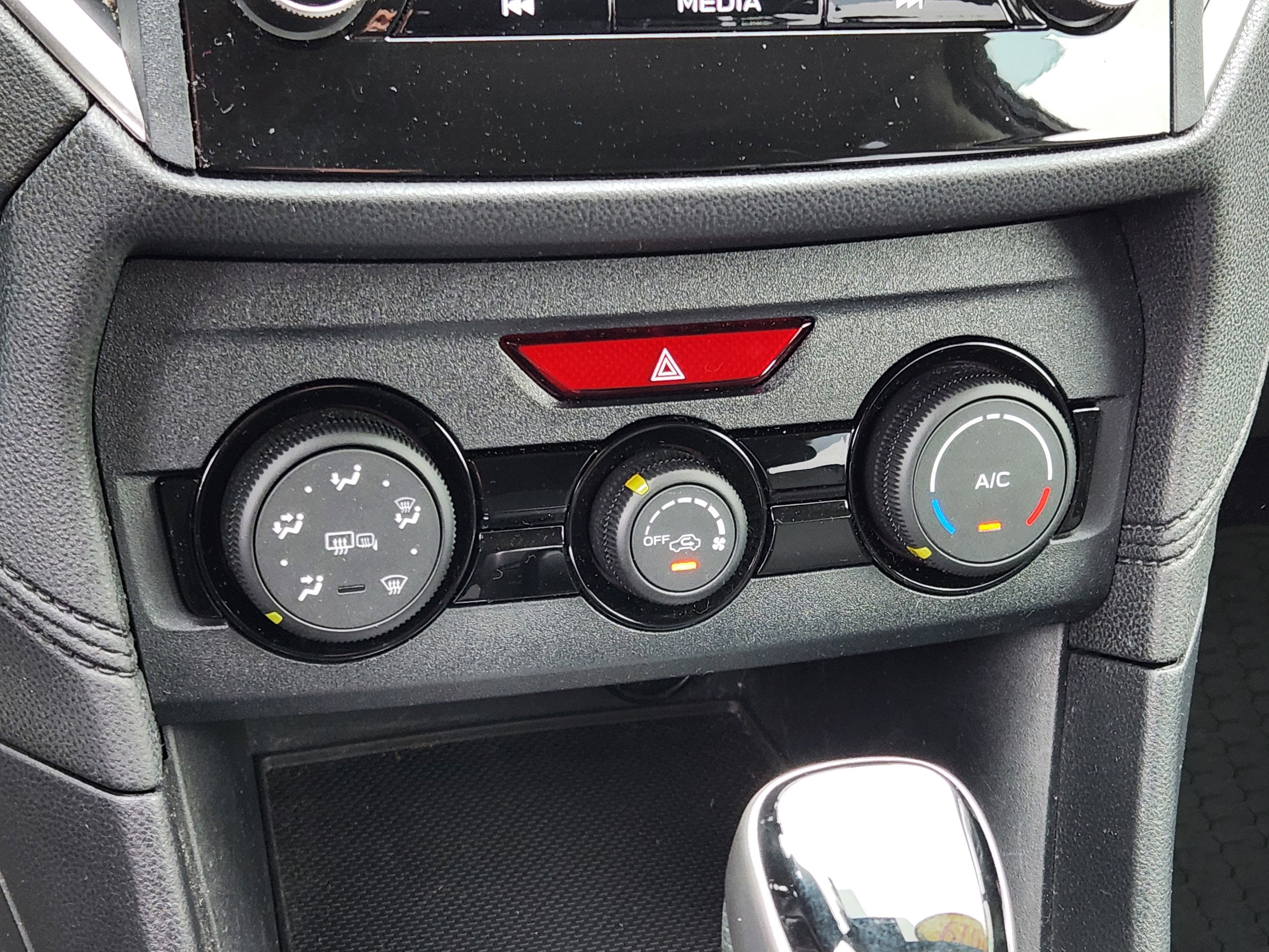 2019 Subaru Crosstrek 2.0i Premium EyeSight +Blind Spot Detection / Rear Cross Traffi