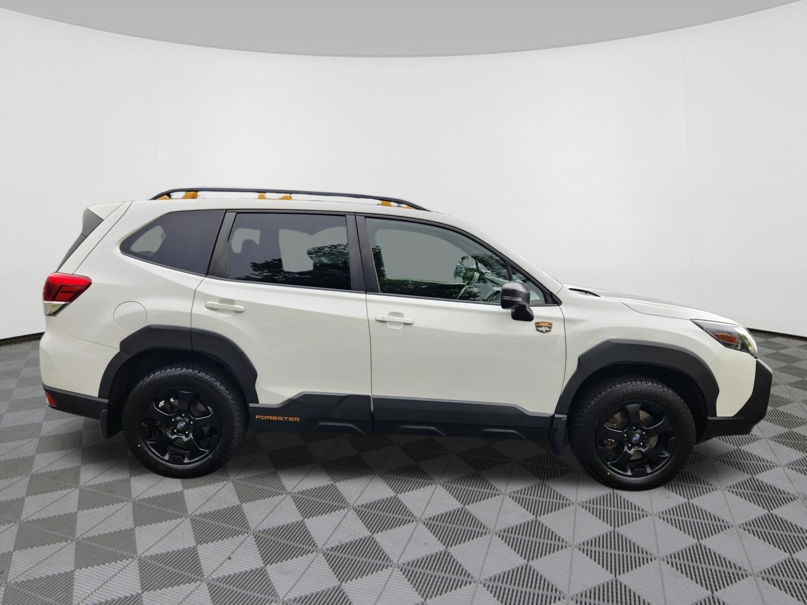 2022 Subaru Forester Wilderness Navigation System + Harman Kardon Amplifier and Sp