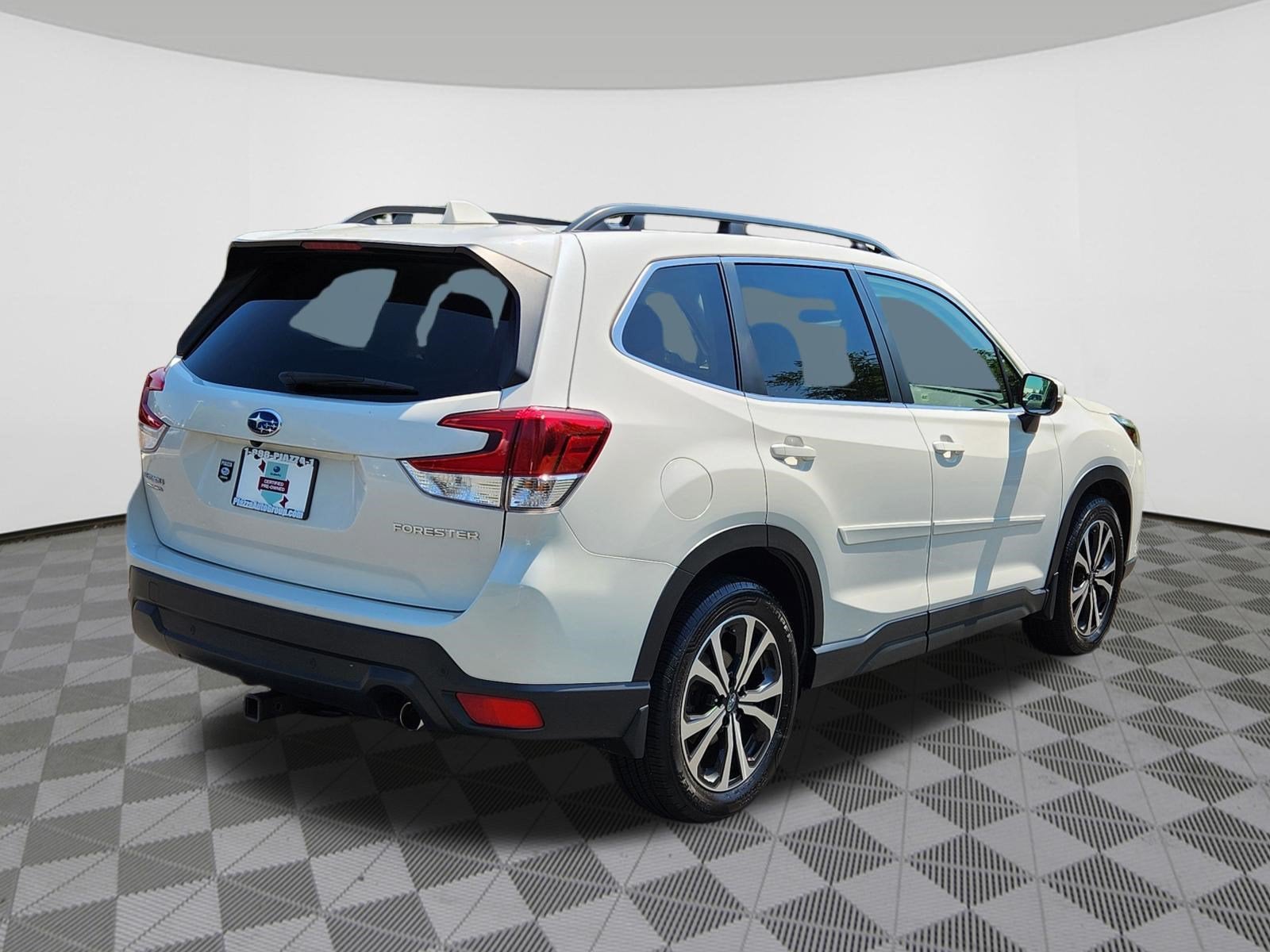 2023 Subaru Forester Limited Reverse Automatic Braking + Navigation System + Ha