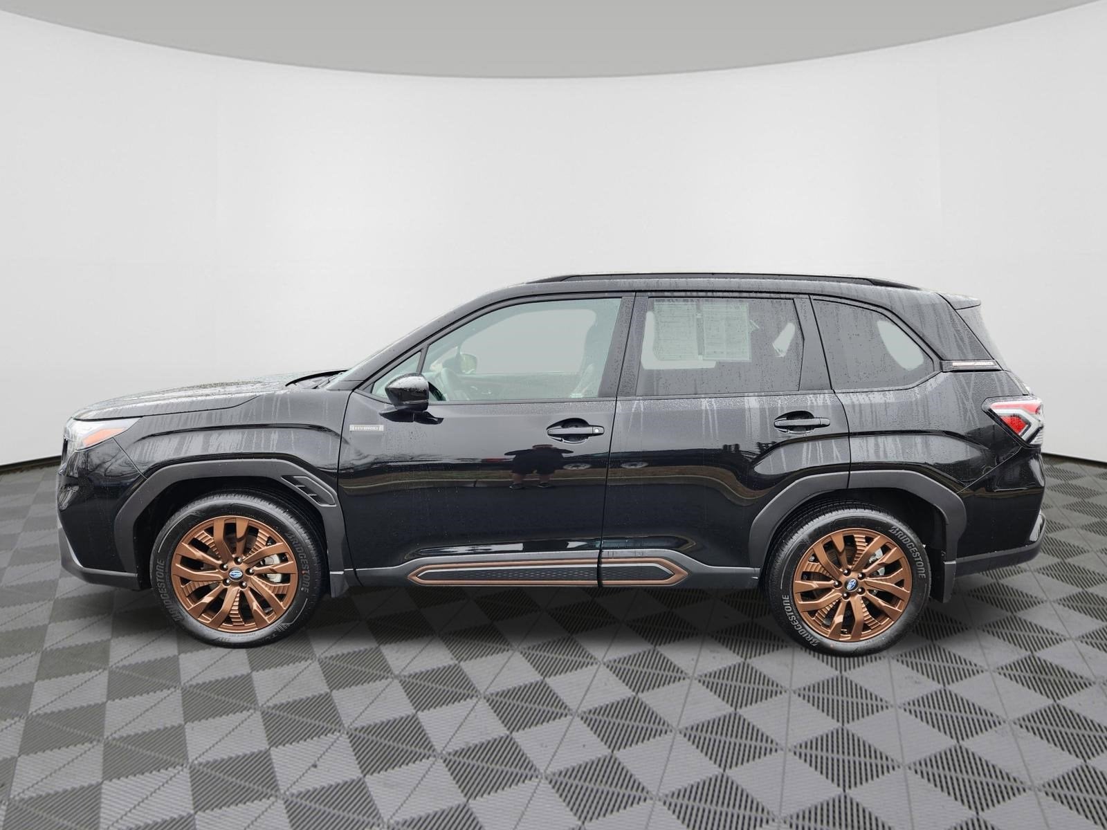 2025 Subaru Forester Hybrid Sport Harman Kardon Audio + Power Rear Gate + Reverse Au