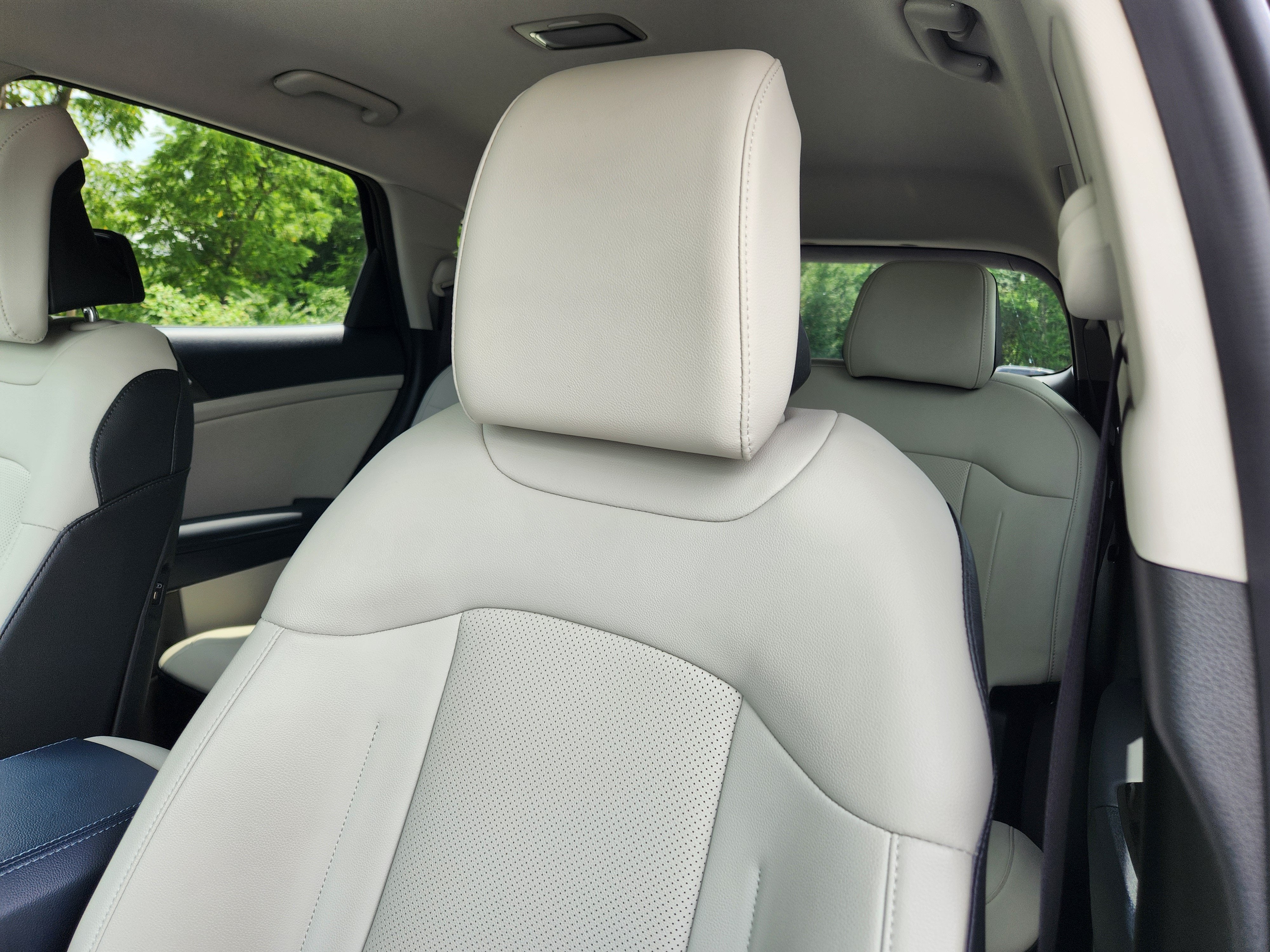 2025 Kia Sportage Hybrid EX