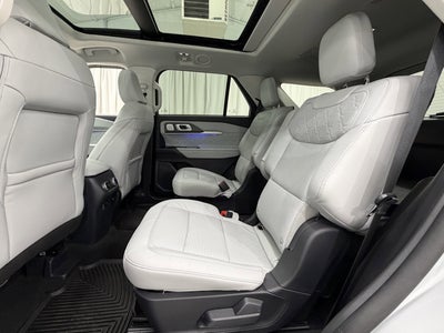 2025 Ford Explorer Platinum