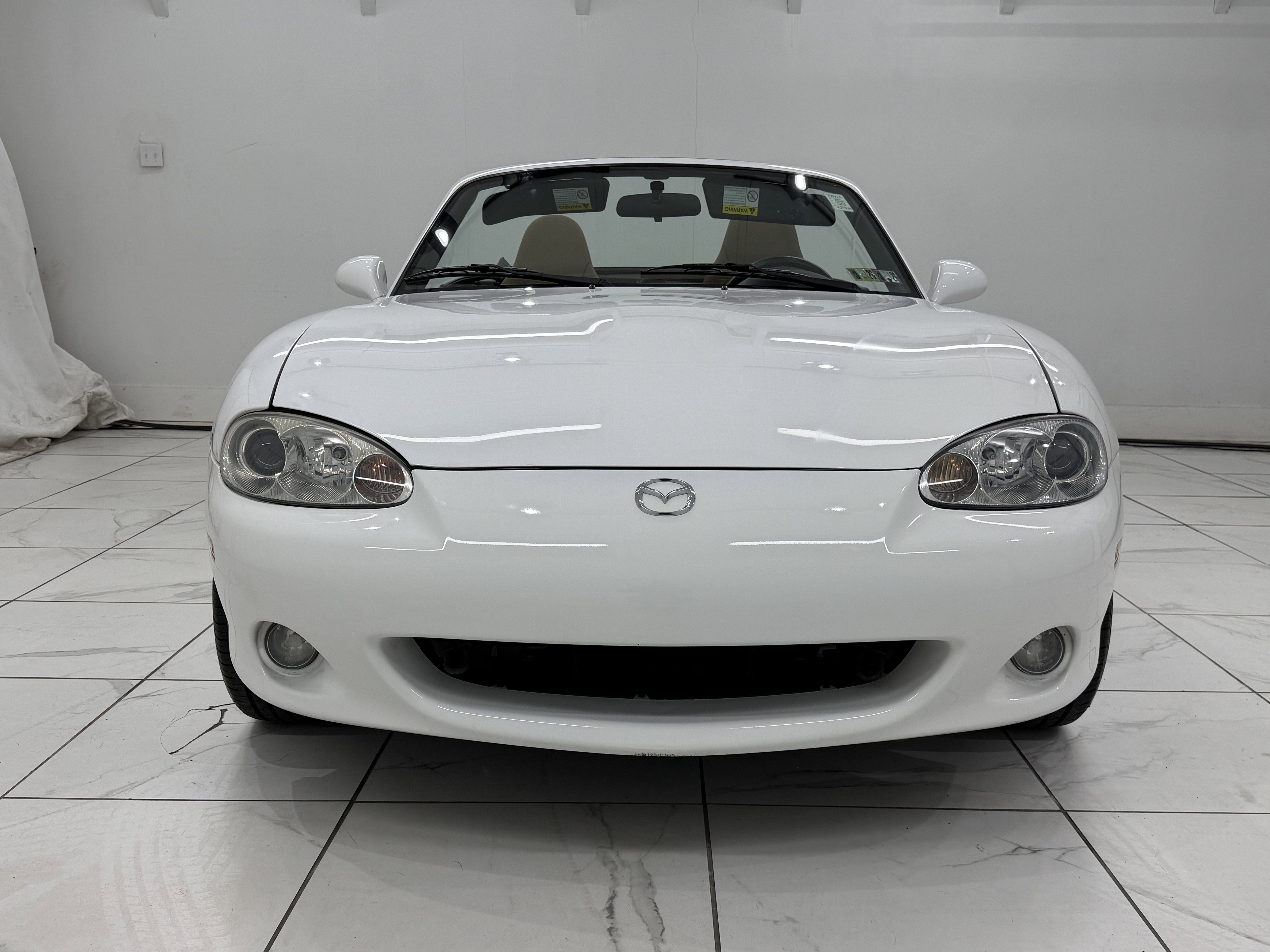 2001 Mazda Mazda MX-5 Miata Base