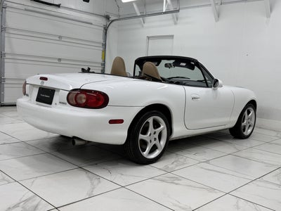 2001 Mazda Mazda MX-5 Miata Base