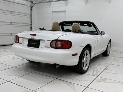 2001 Mazda Mazda MX-5 Miata Base
