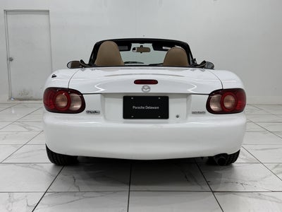2001 Mazda Mazda MX-5 Miata Base