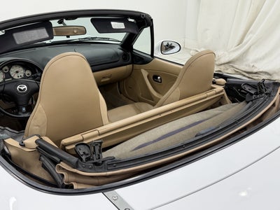 2001 Mazda Mazda MX-5 Miata Base