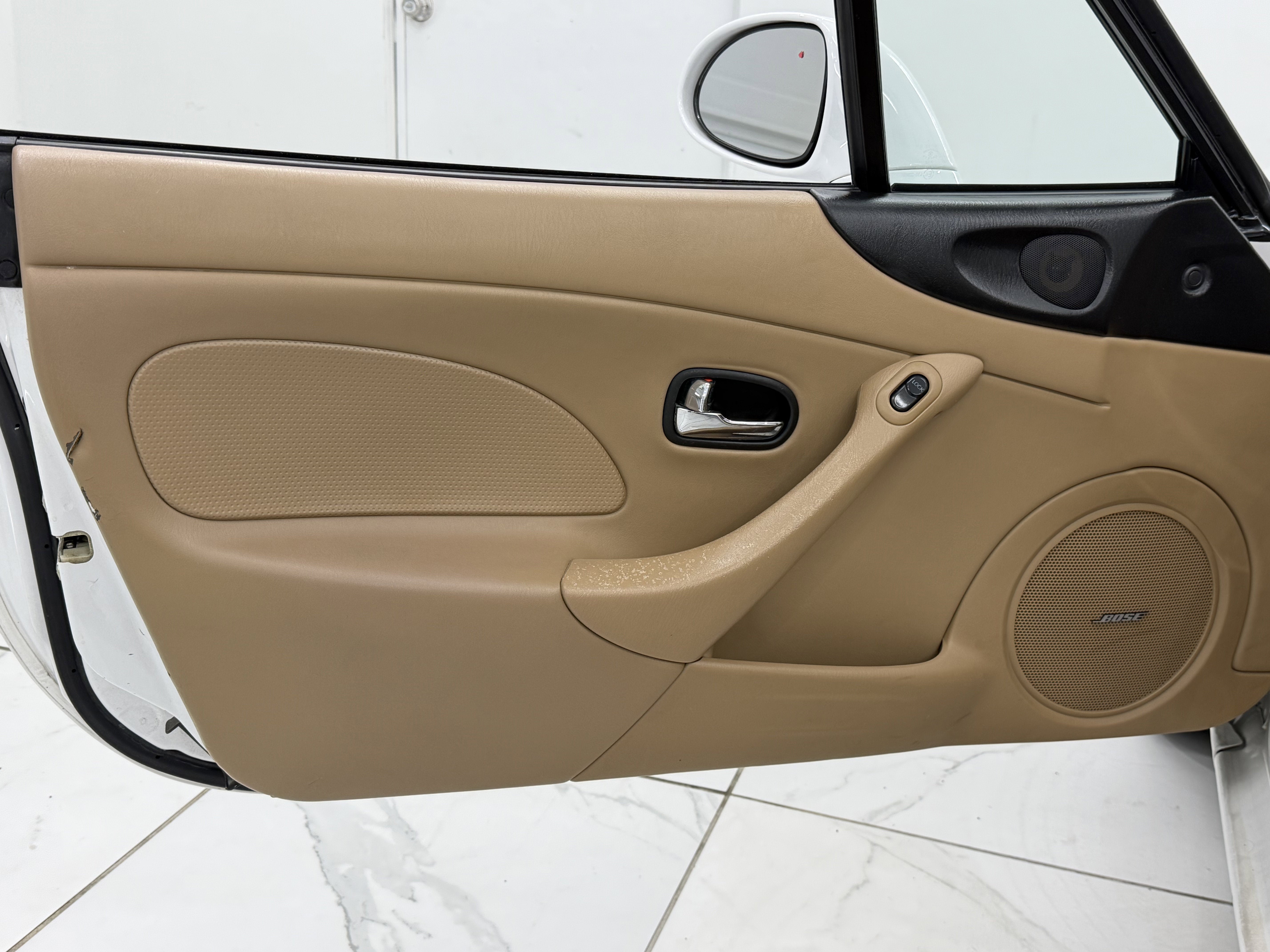 2001 Mazda Mazda MX-5 Miata Base