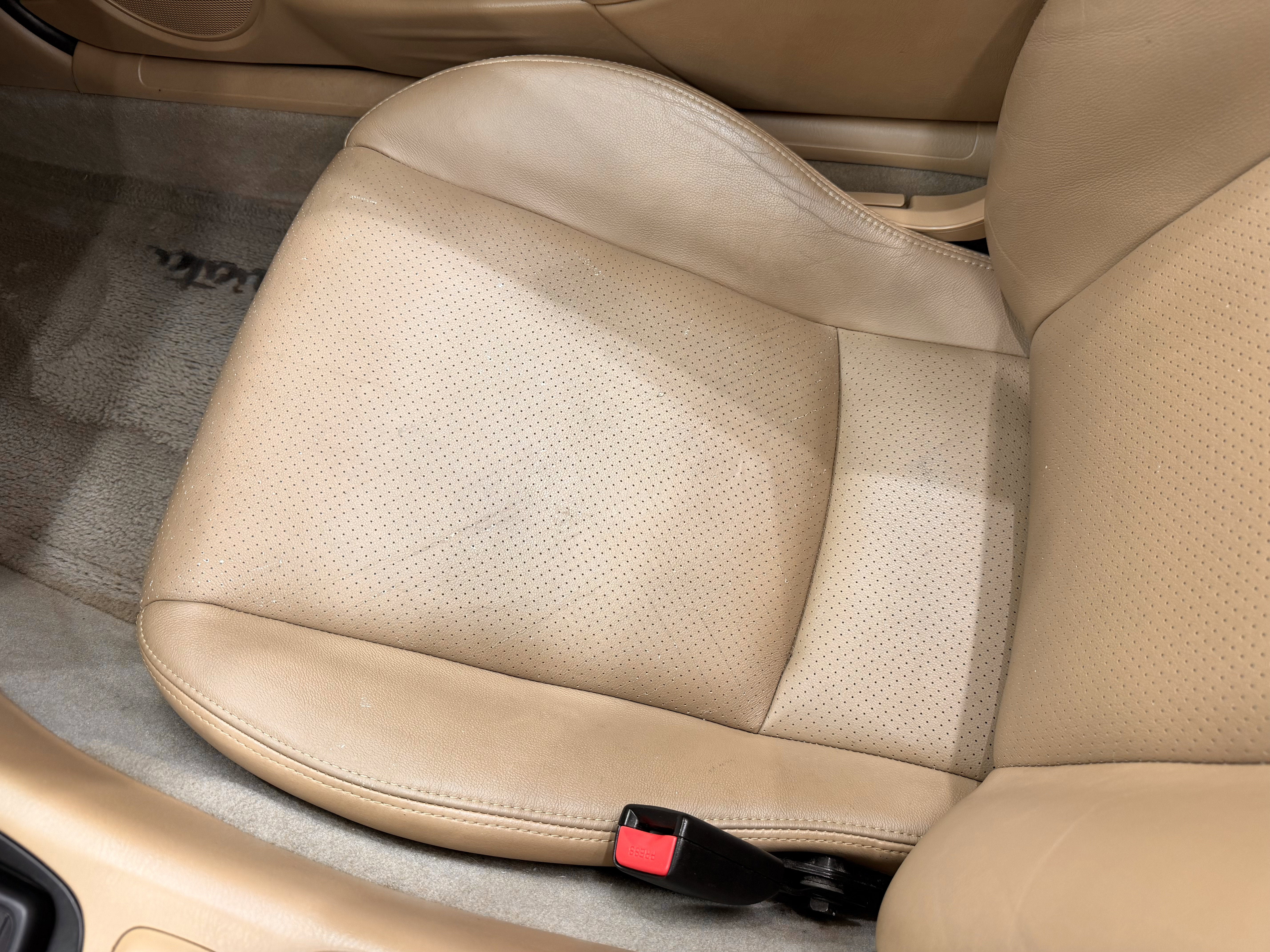 2001 Mazda Mazda MX-5 Miata Base