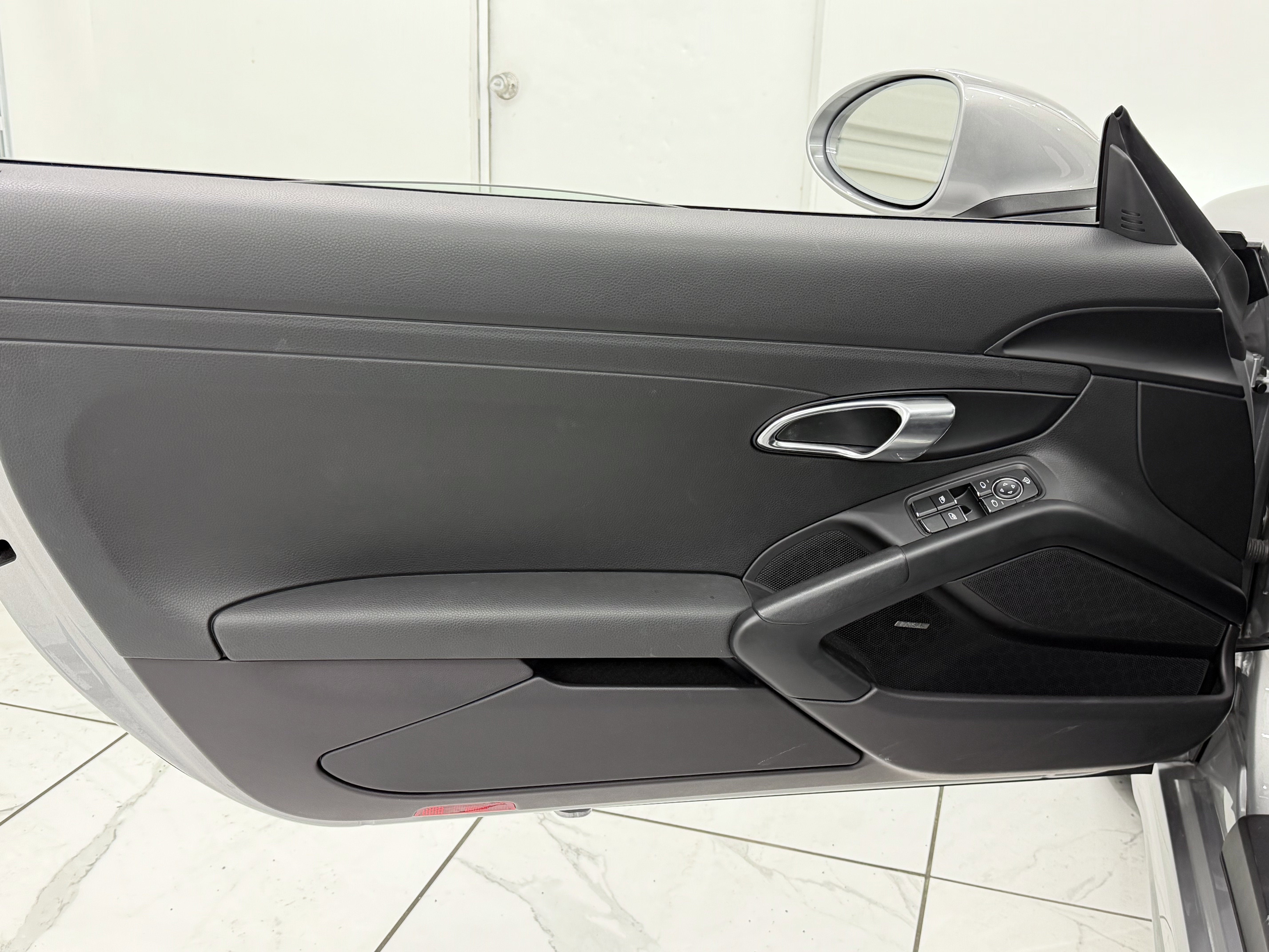 2022 Porsche 718 Cayman Base