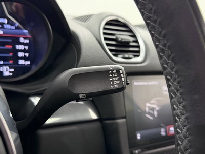 2022 Porsche 718 Cayman Base