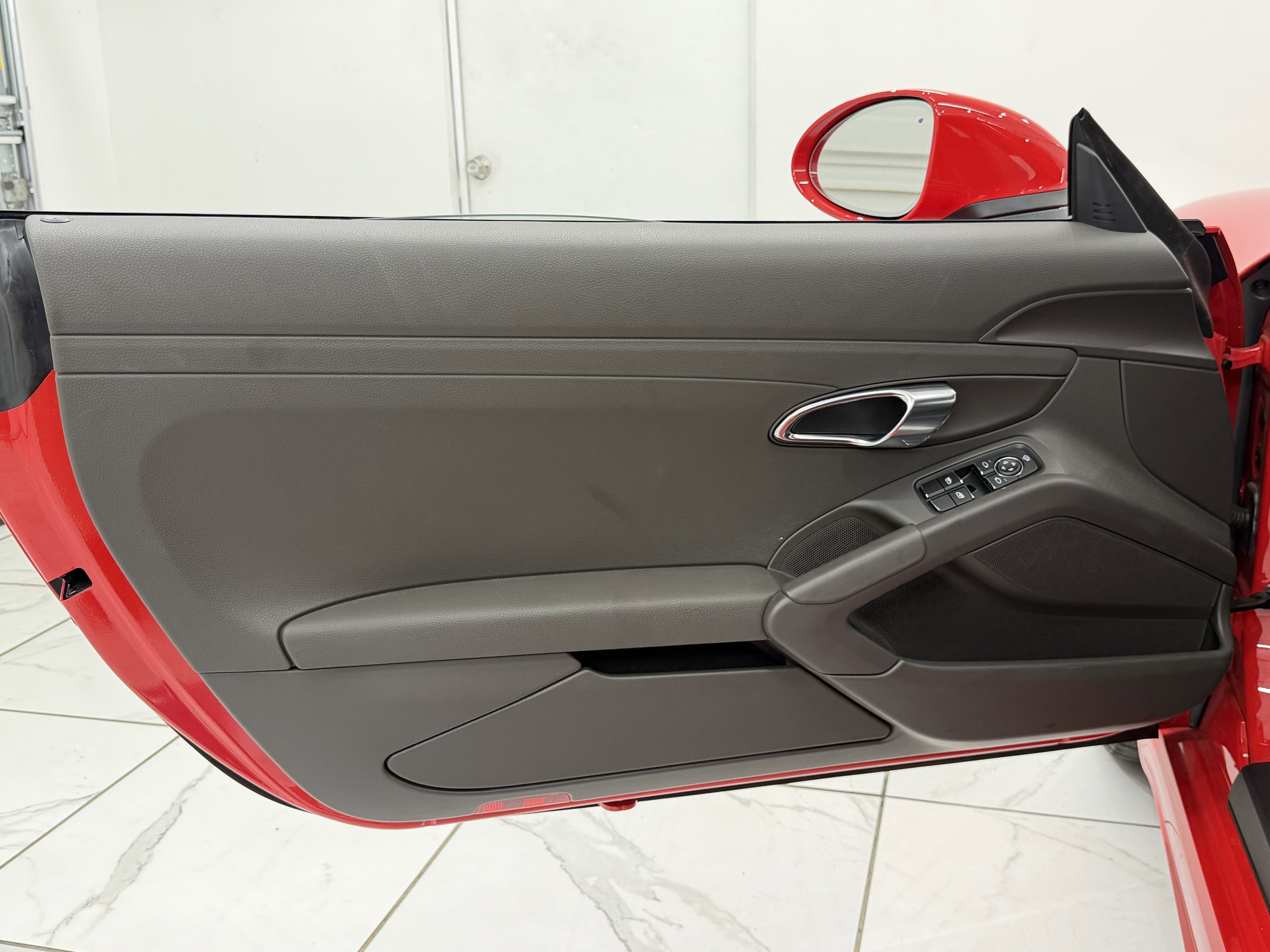 2024 Porsche 718 Cayman Base