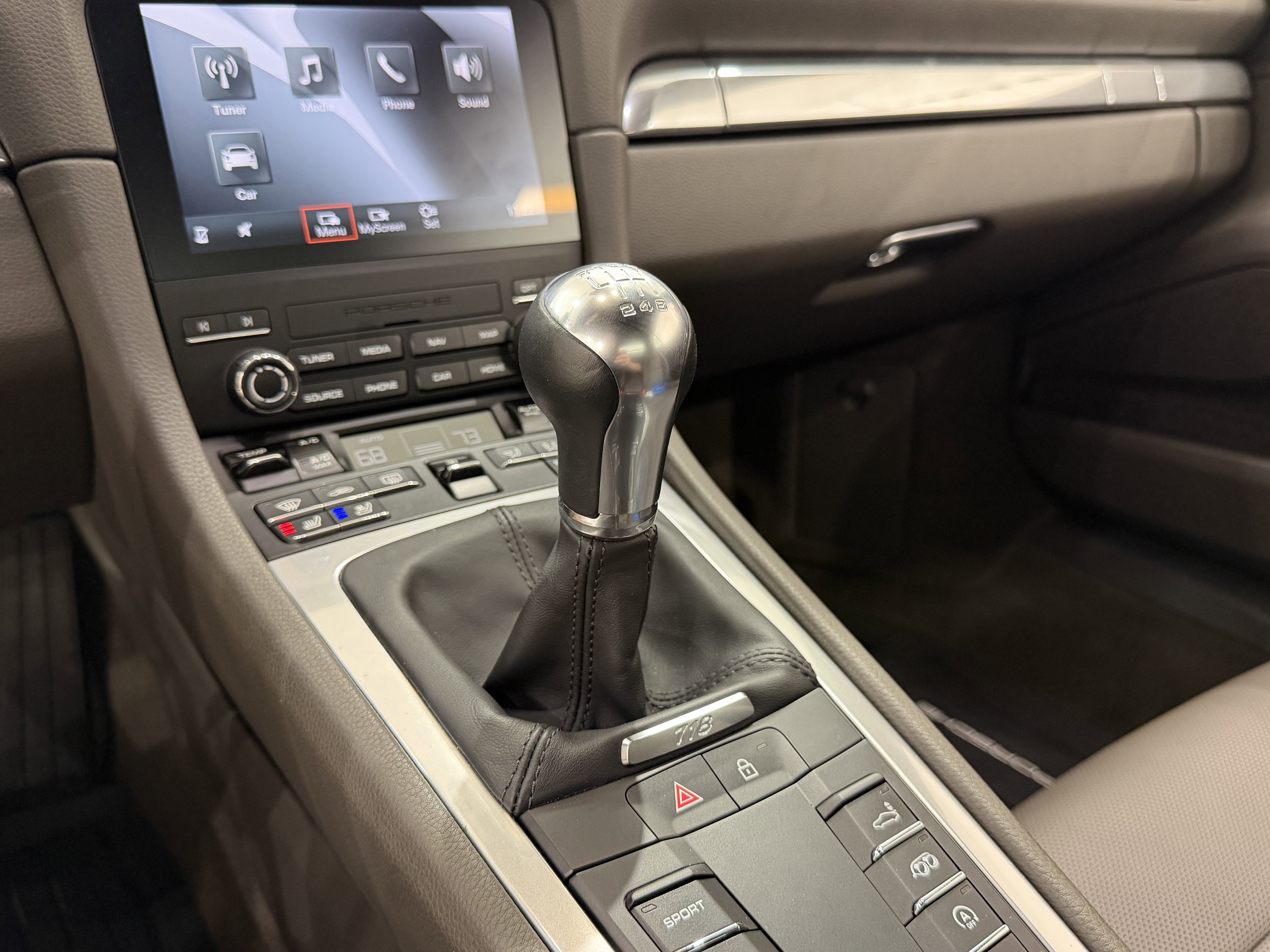 2024 Porsche 718 Cayman Base