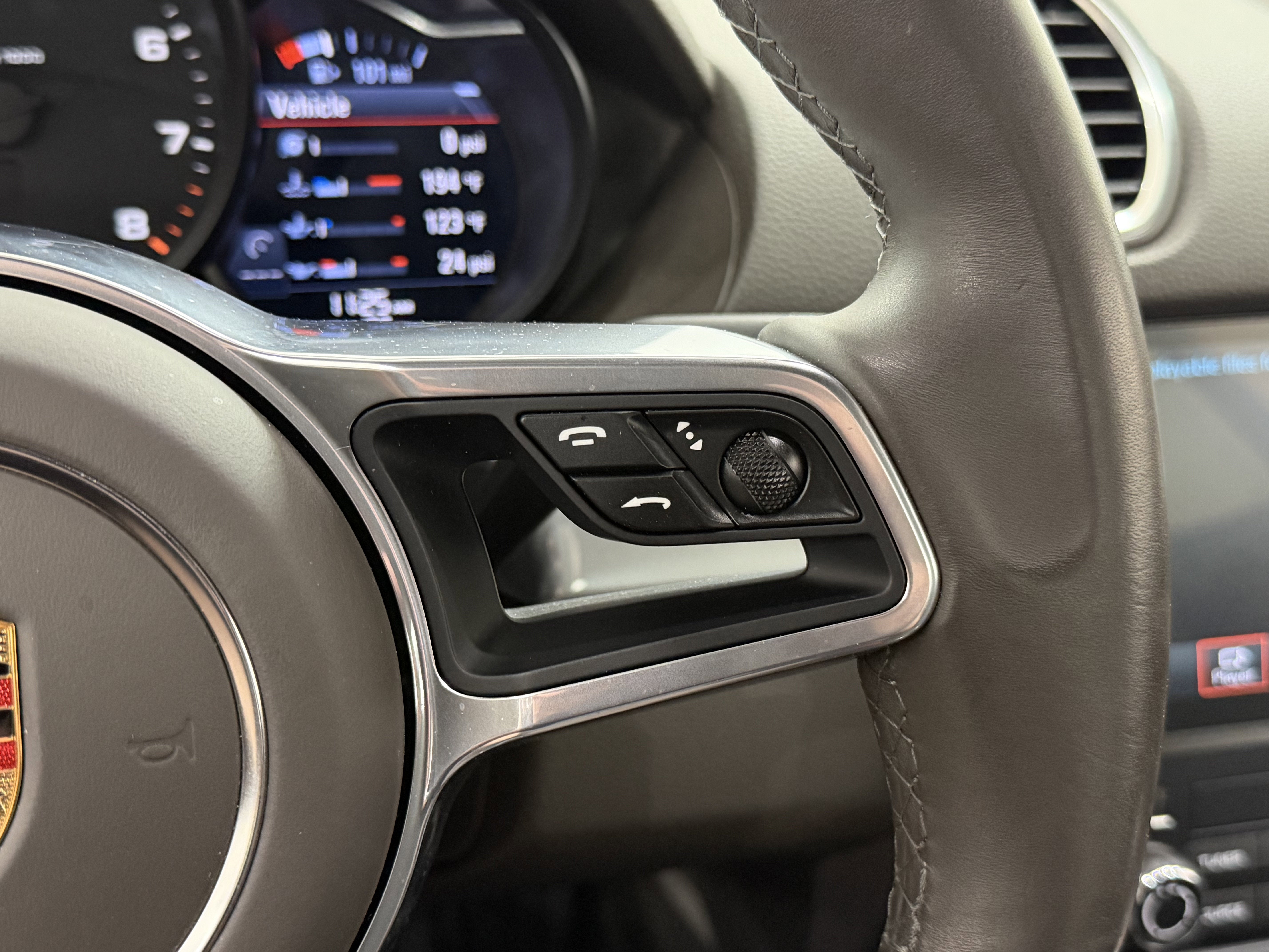 2024 Porsche 718 Cayman Base