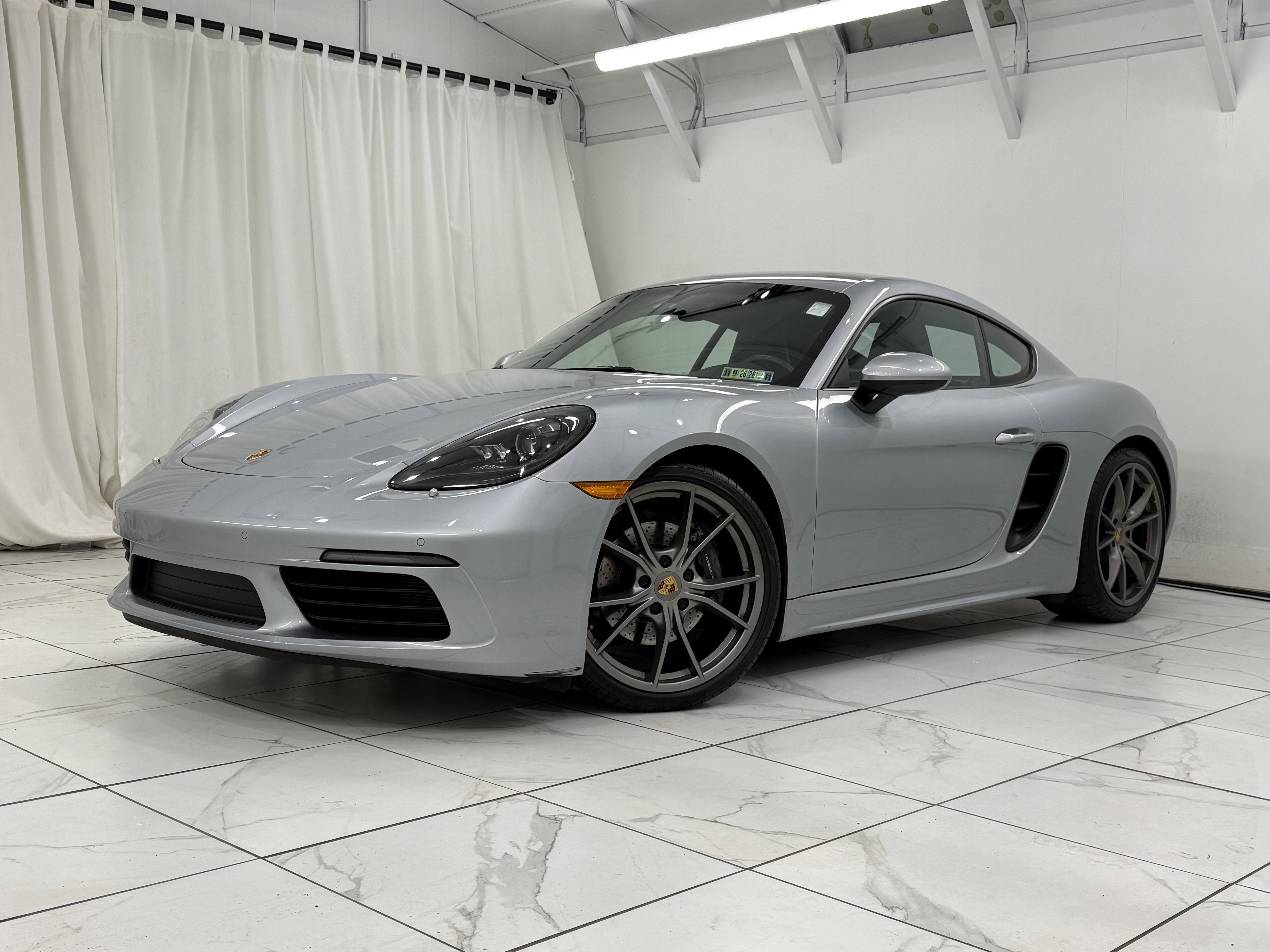 2021 Porsche 718 Cayman T